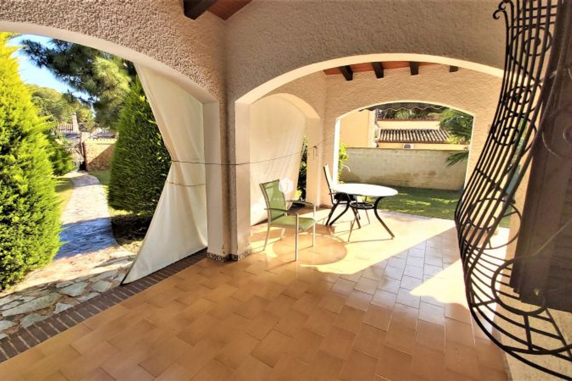 Aus zweiter Hand - Villa -
Torrevieja - Costa Blanca