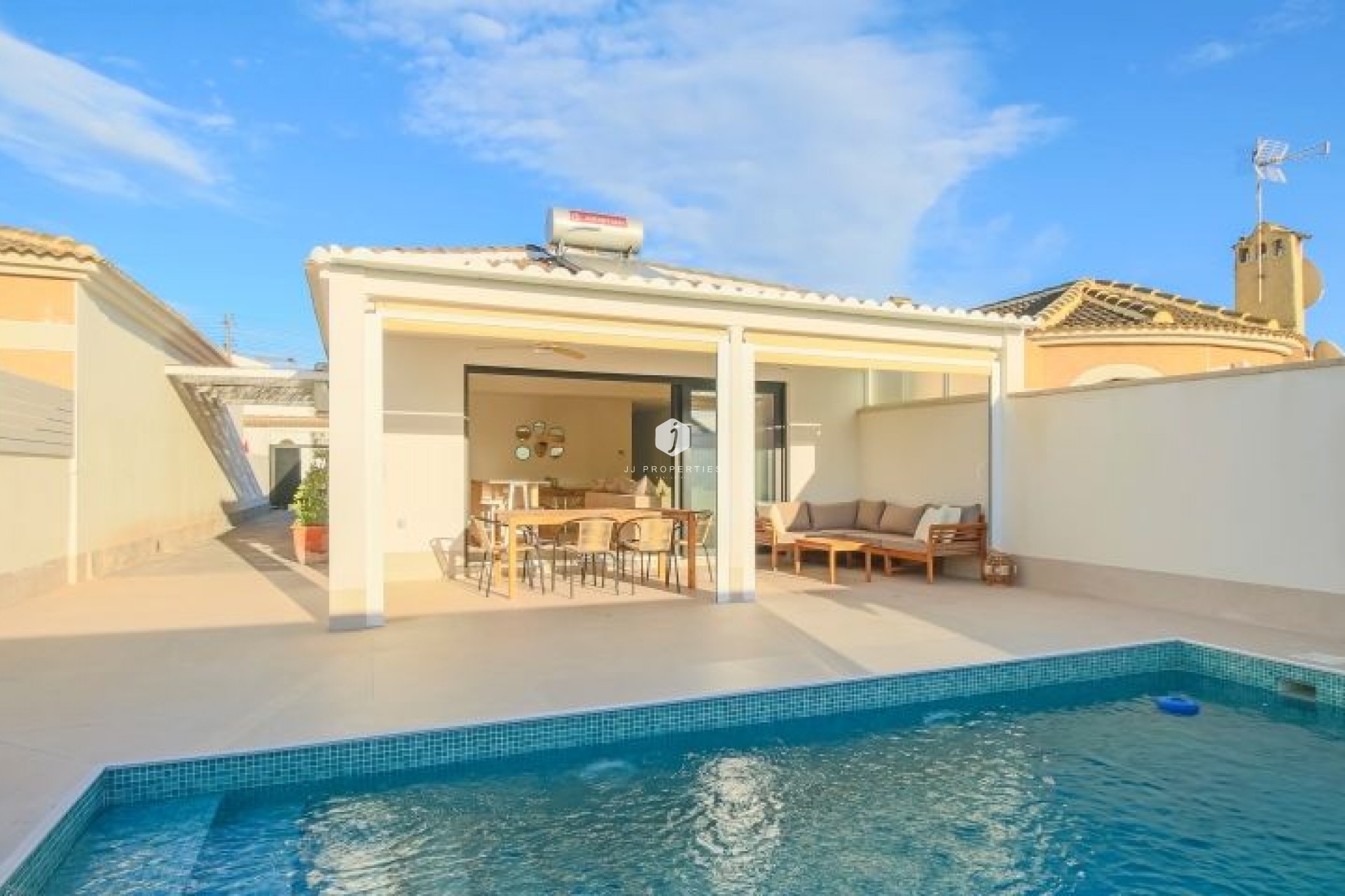Aus zweiter Hand - Villa -
Torrevieja - Costa Blanca