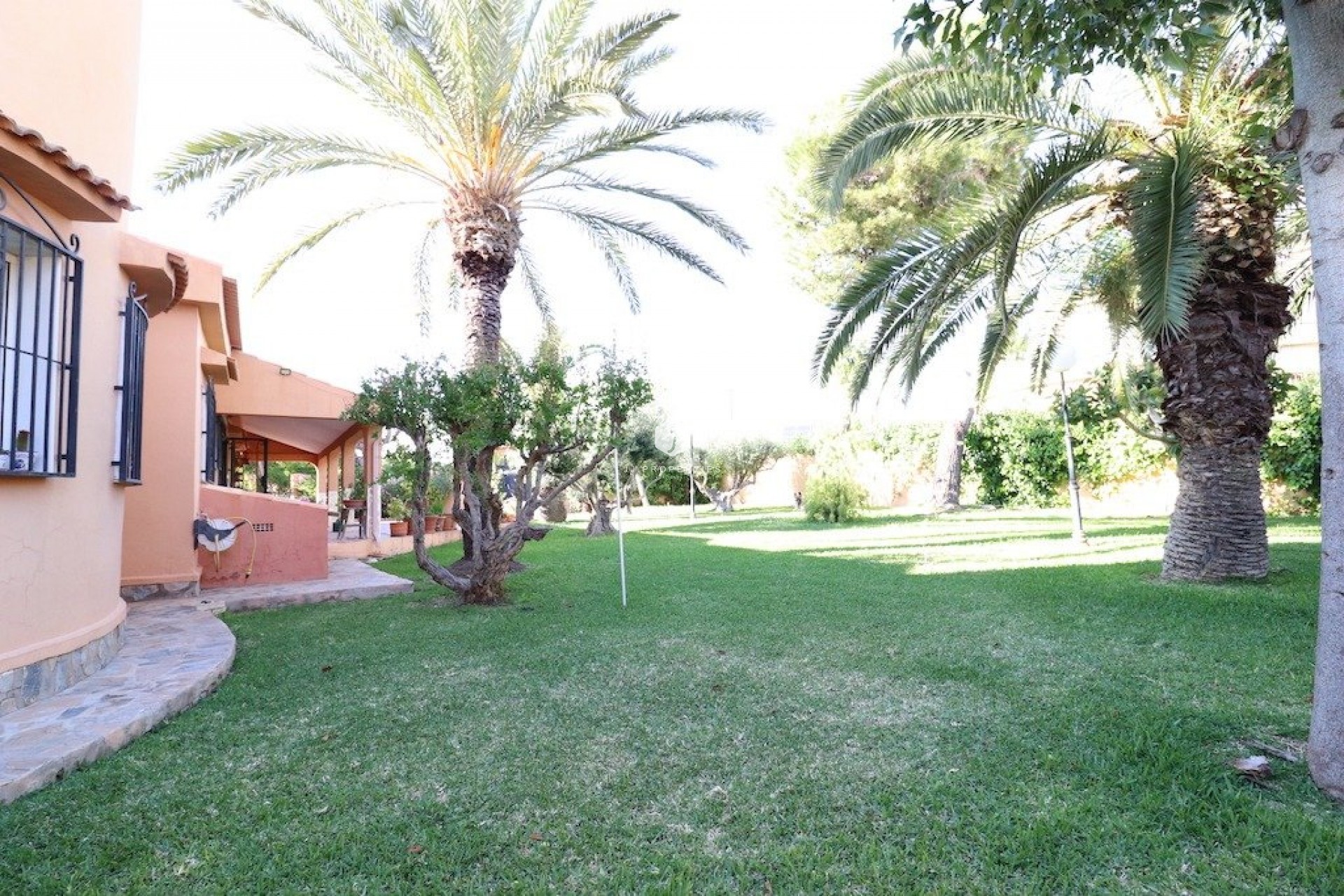 Aus zweiter Hand - Villa -
Torrevieja - Costa Blanca