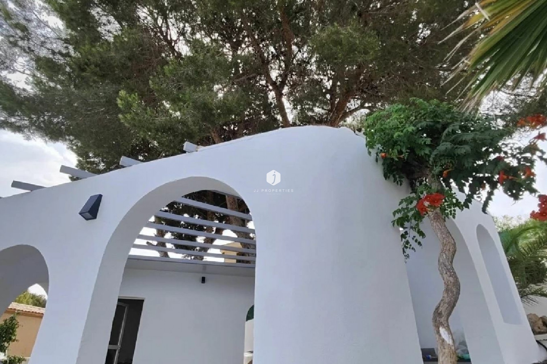 Aus zweiter Hand - Villa -
Torrevieja - Costa Blanca