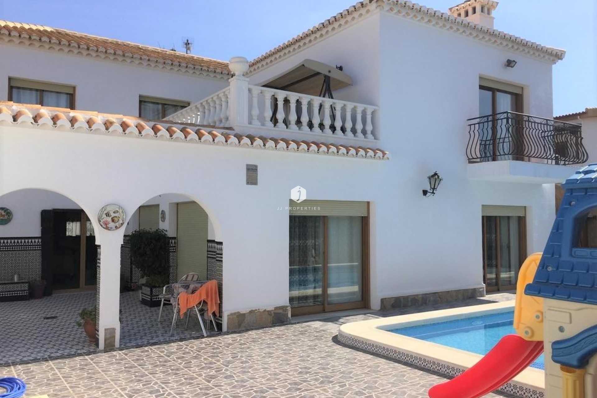 Aus zweiter Hand - Villa -
Torrevieja - Costa Blanca