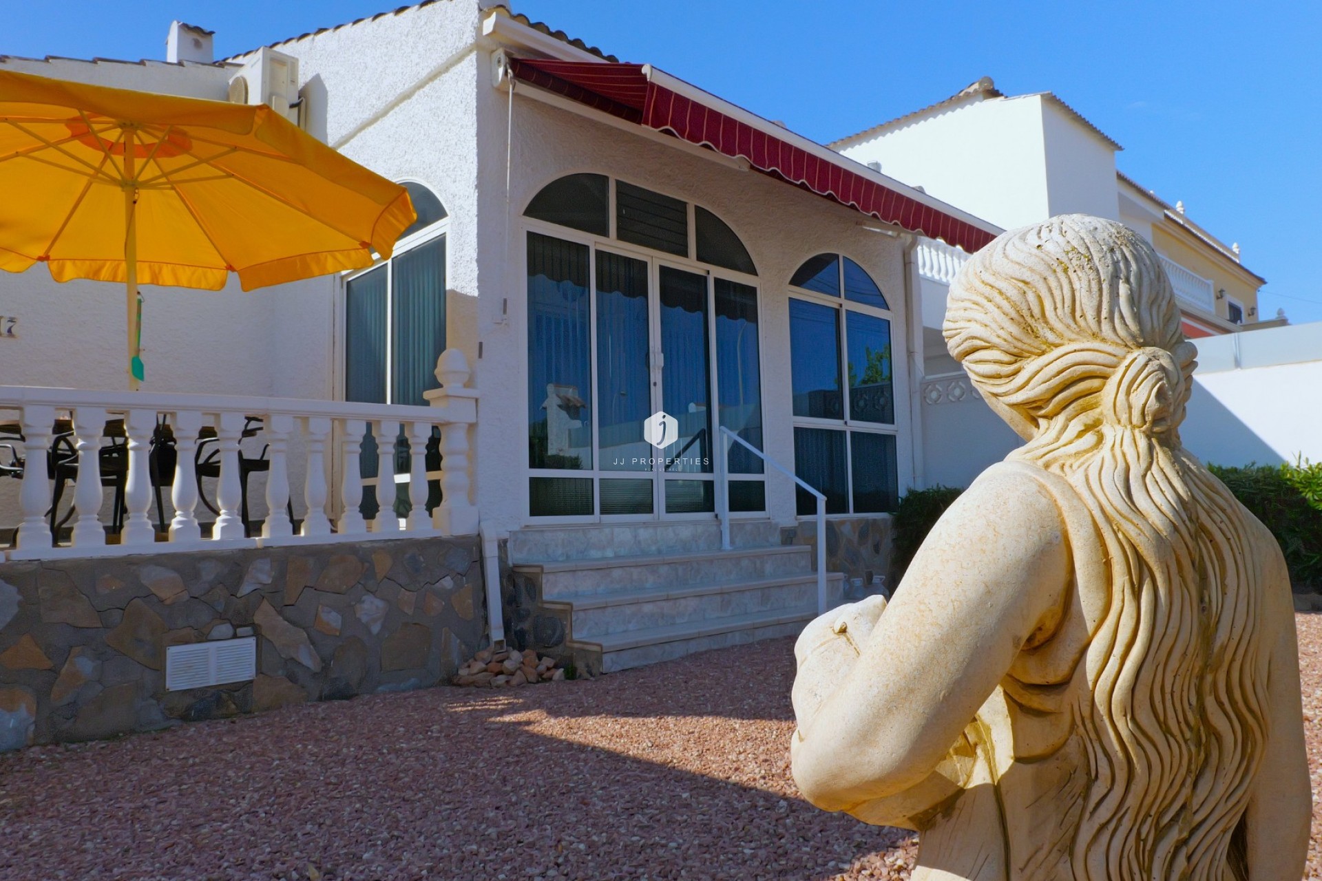 Aus zweiter Hand - Villa -
Torrevieja - Costa Blanca