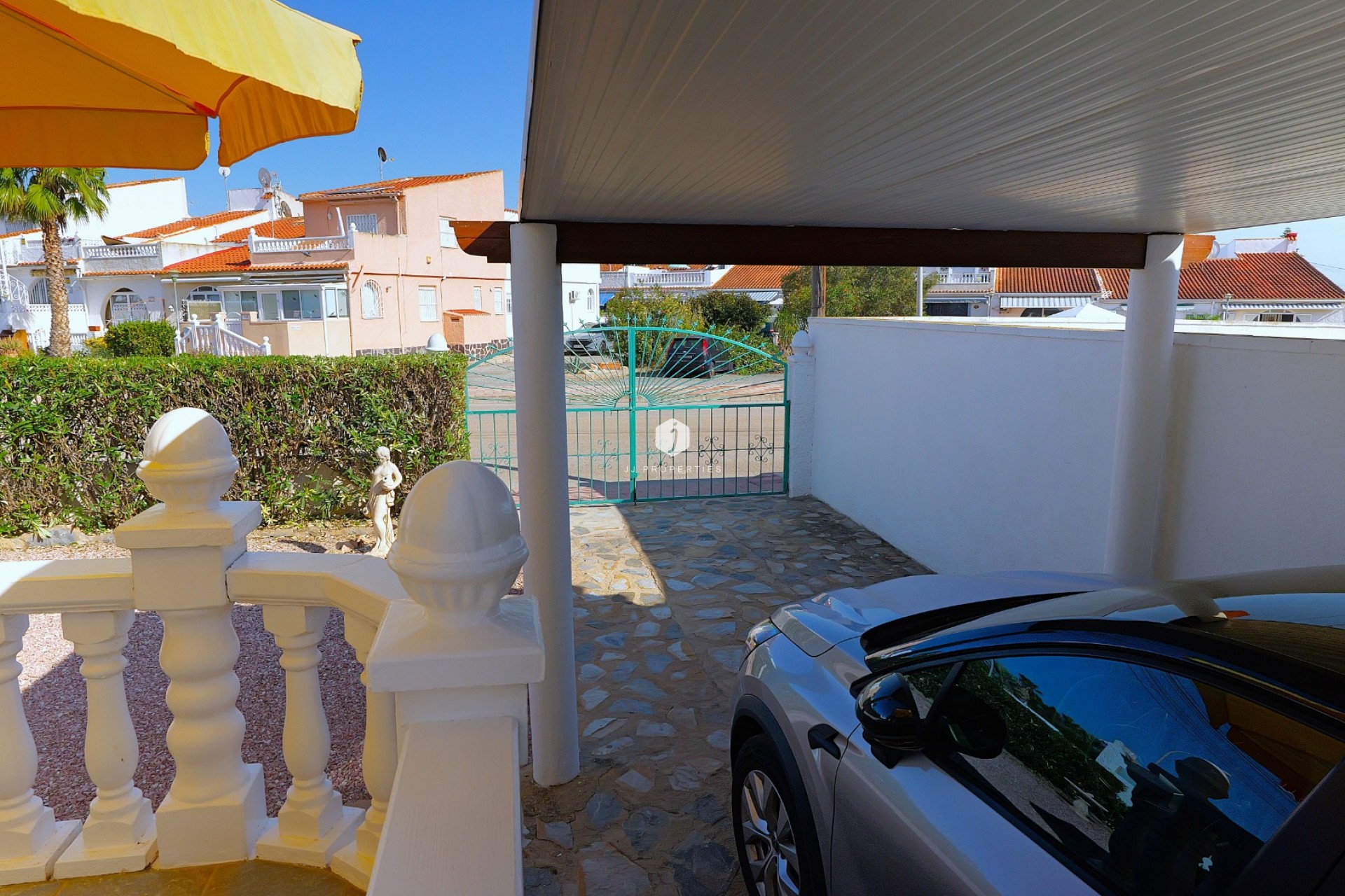 Aus zweiter Hand - Villa -
Torrevieja - Costa Blanca