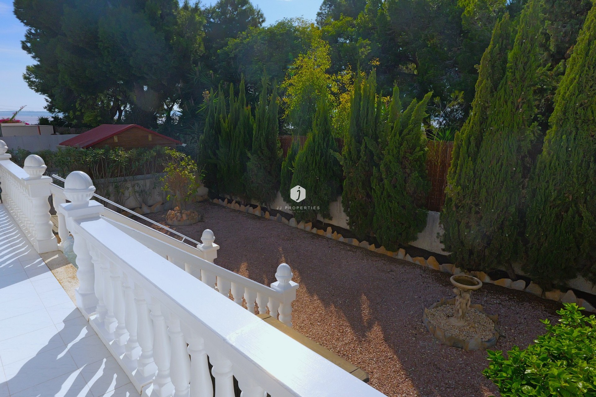 Aus zweiter Hand - Villa -
Torrevieja - Costa Blanca