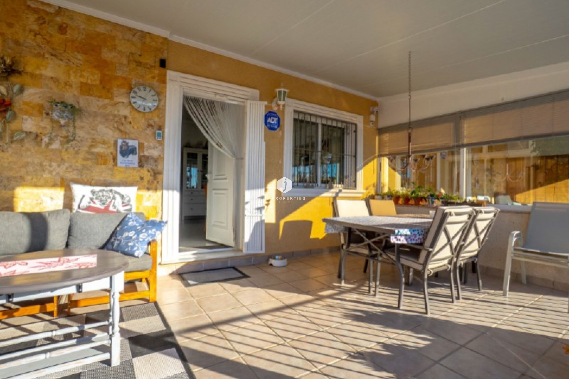 Aus zweiter Hand - Villa -
Torrevieja - Costa Blanca