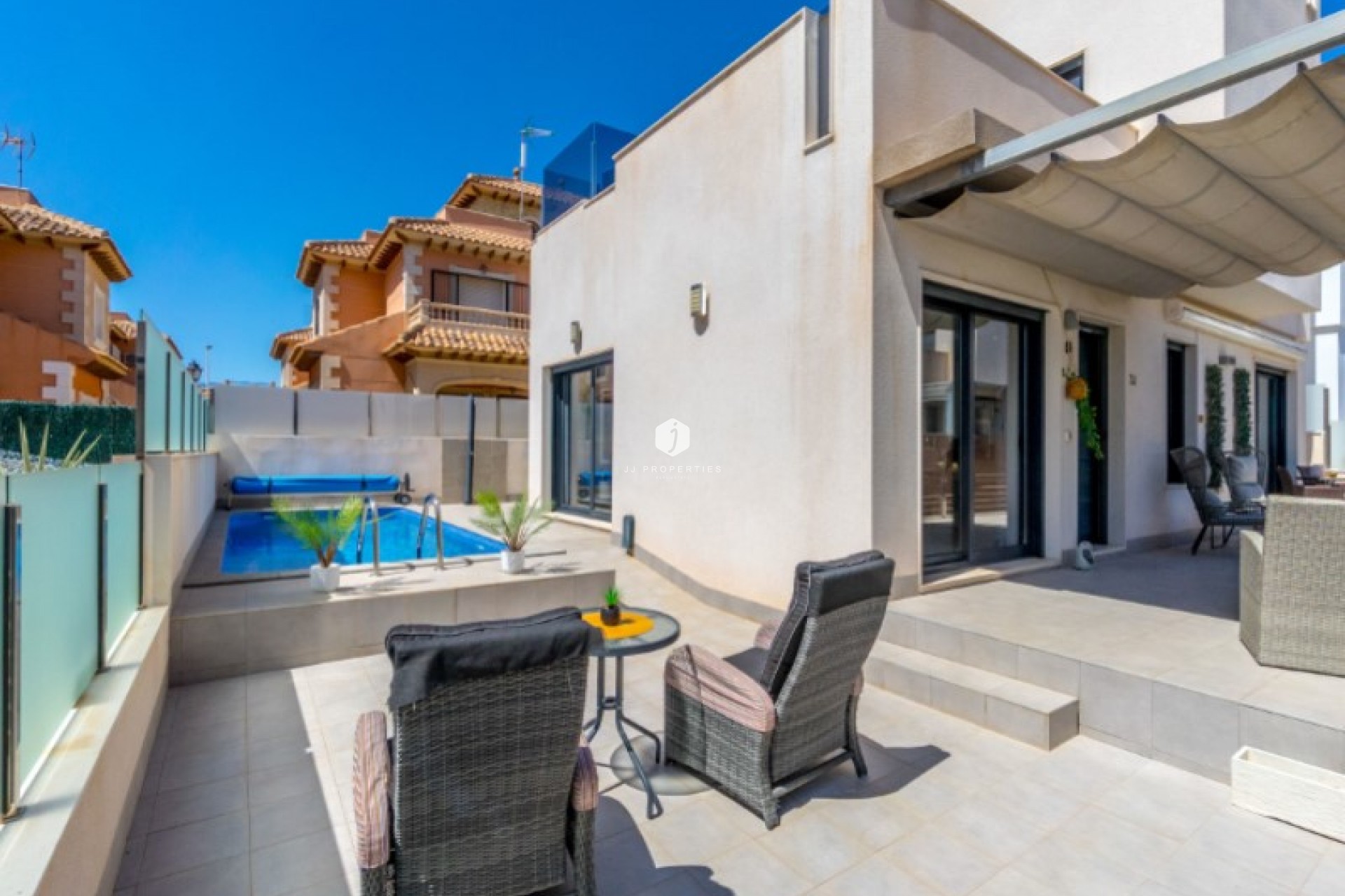Aus zweiter Hand - Villa -
Torrevieja - Costa Blanca