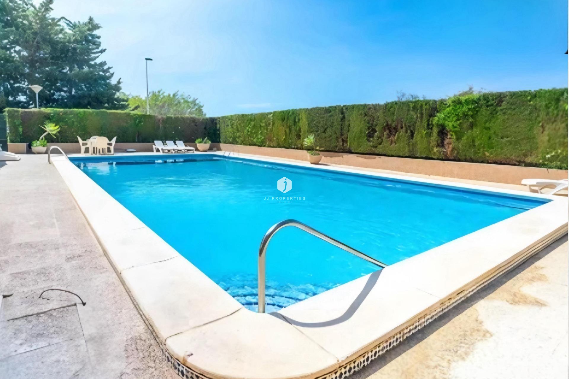 Aus zweiter Hand - Villa -
Torrevieja - Costa Blanca