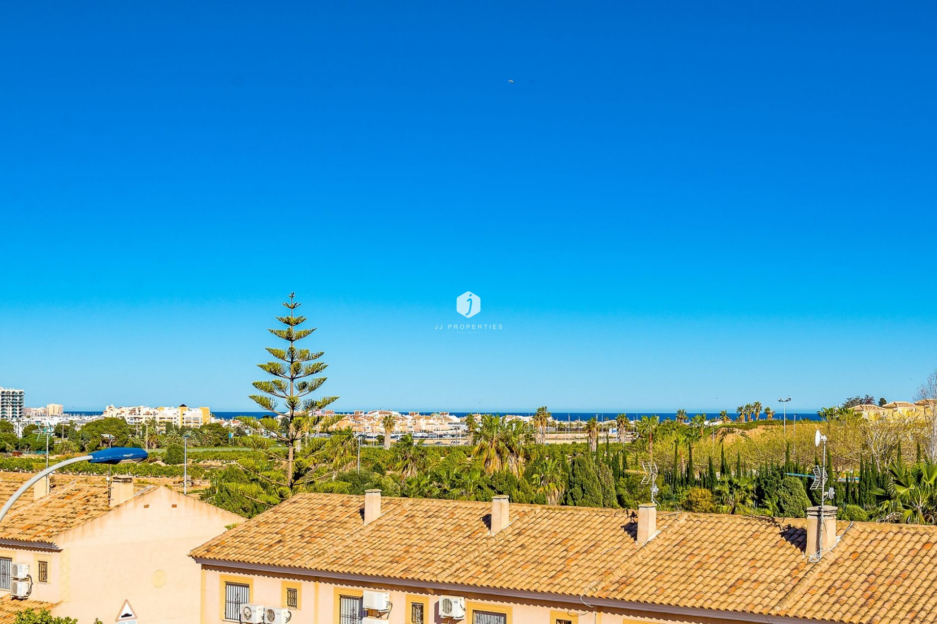 Aus zweiter Hand - Villa -
Torrevieja - Costa Blanca