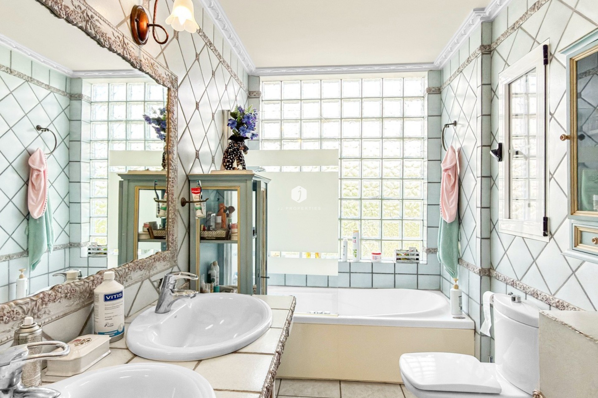 Aus zweiter Hand - Villa -
Torrevieja - Costa Blanca