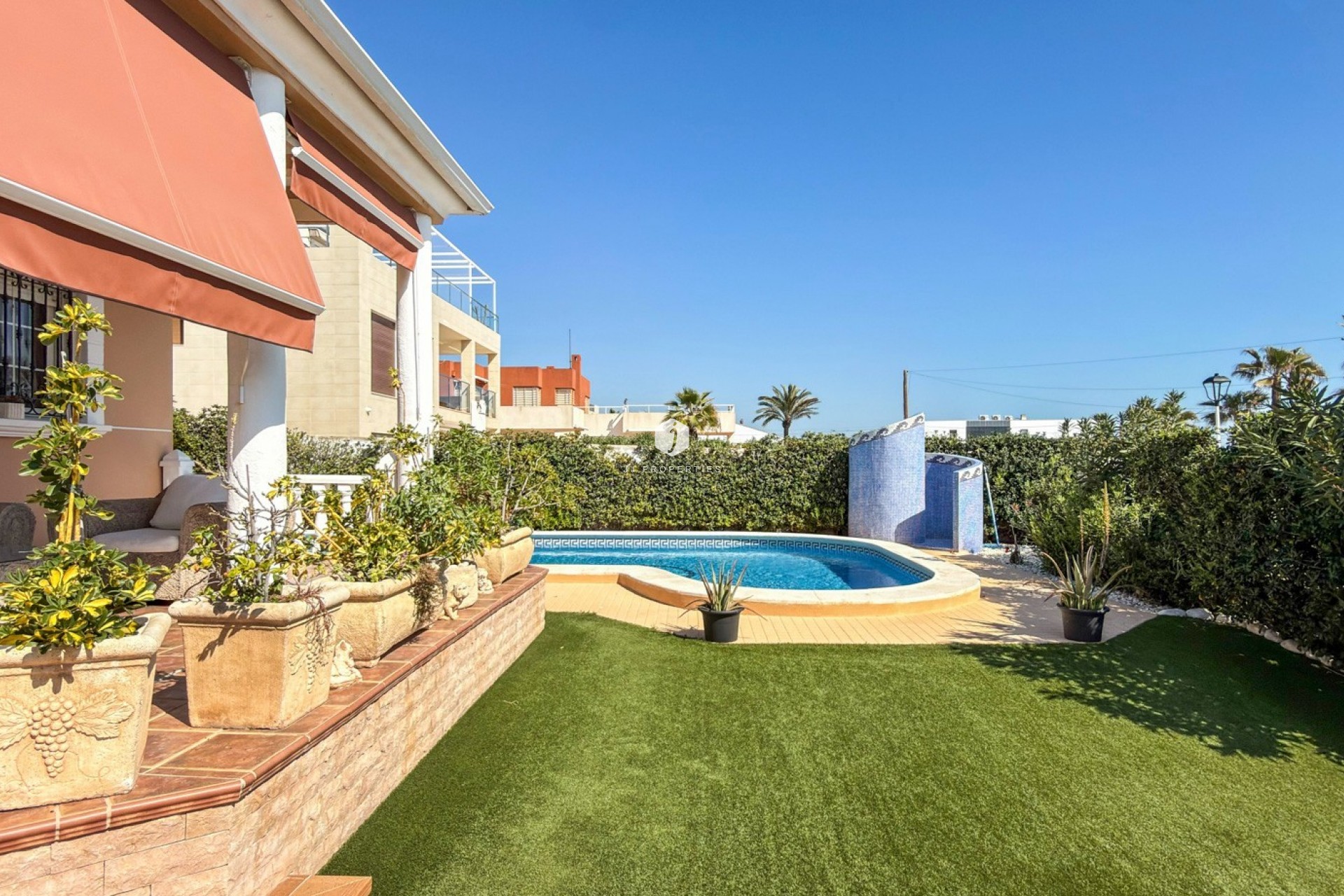 Aus zweiter Hand - Villa -
Torrevieja - Costa Blanca