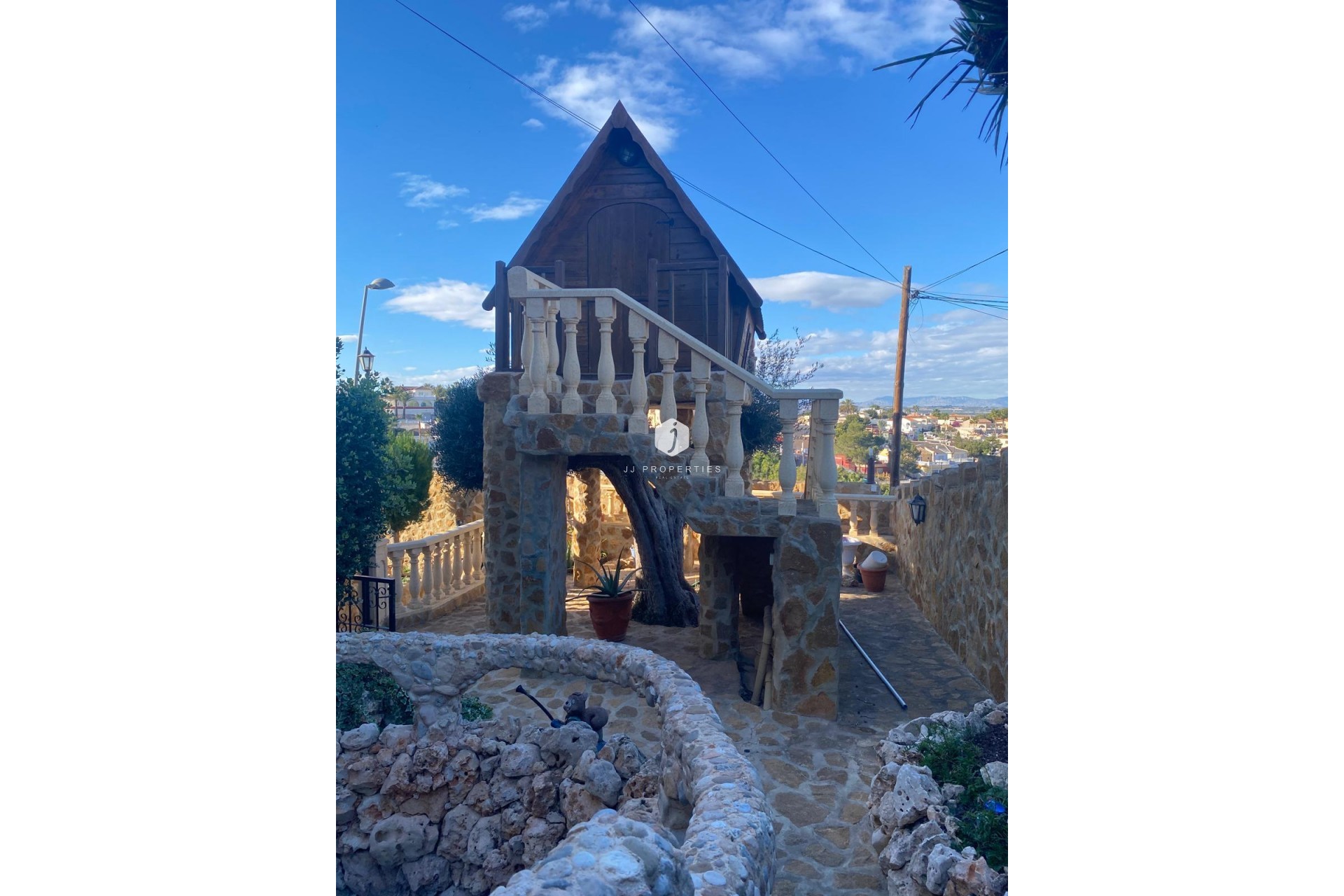 Aus zweiter Hand - Villa -
Torrevieja - Costa Blanca