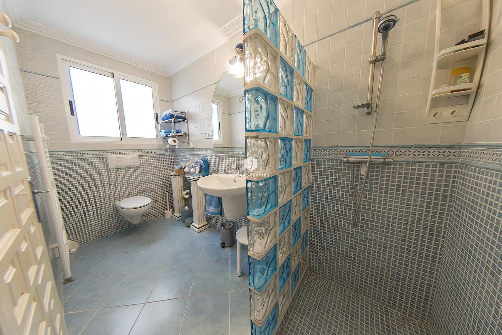 Aus zweiter Hand - Villa -
Torrevieja - Costa Blanca