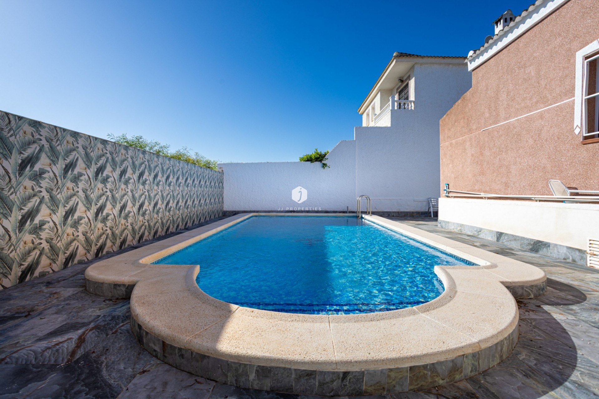 Aus zweiter Hand - Villa -
Torrevieja - Costa Blanca