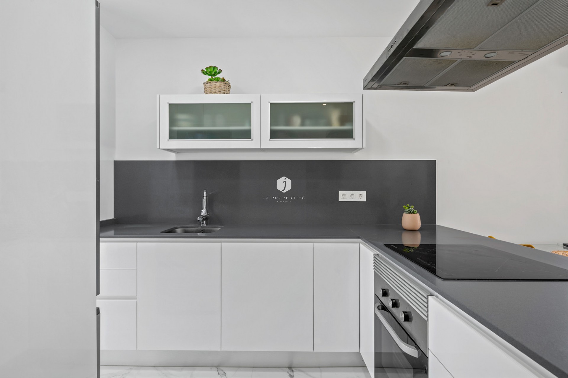 Aus zweiter Hand - Villa -
Torrevieja - Costa Blanca