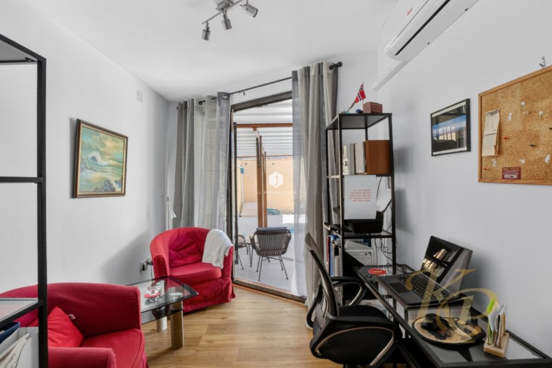 Aus zweiter Hand - Villa -
Torrevieja - Costa Blanca