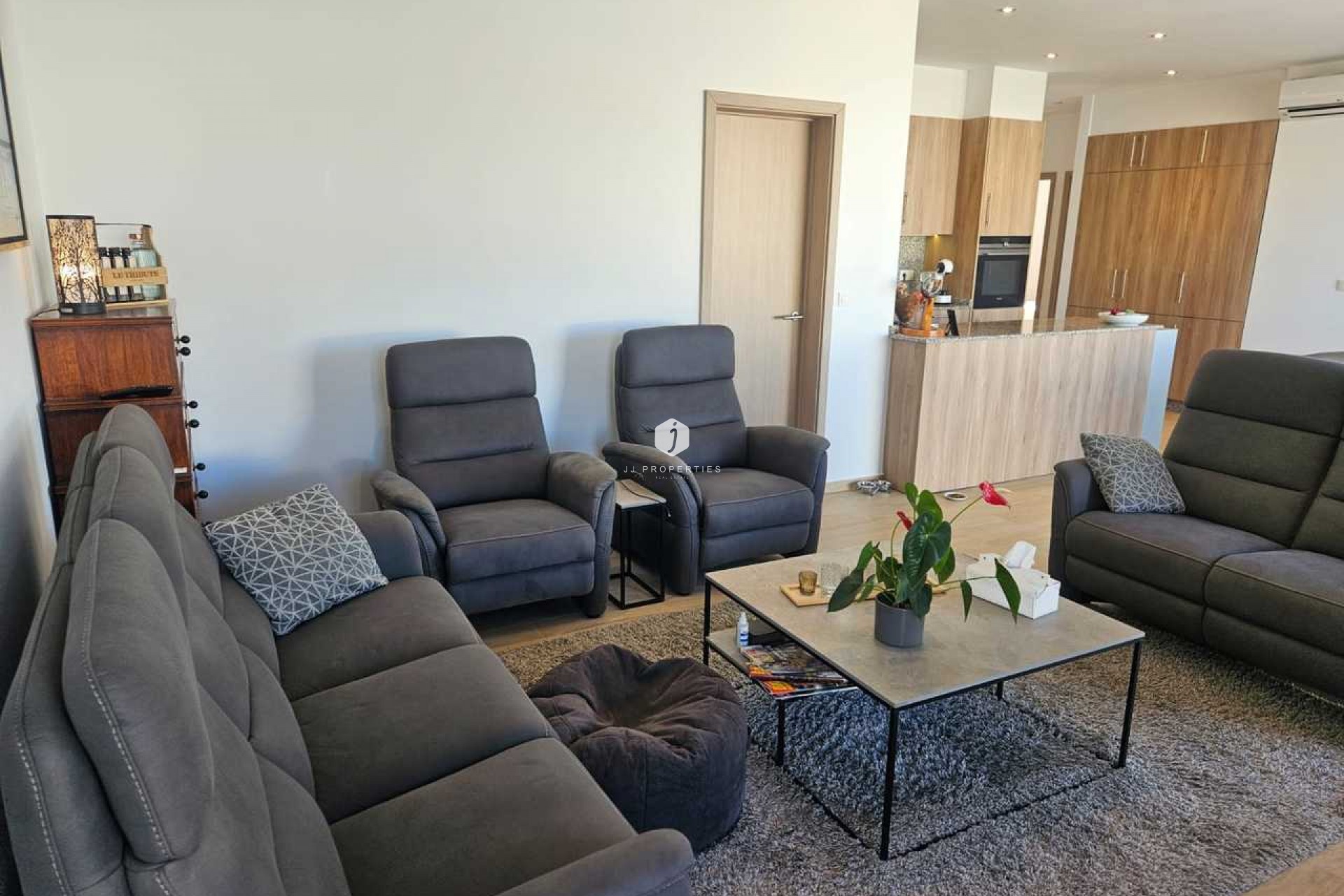 Aus zweiter Hand - Villa -
Torrevieja - Costa Blanca