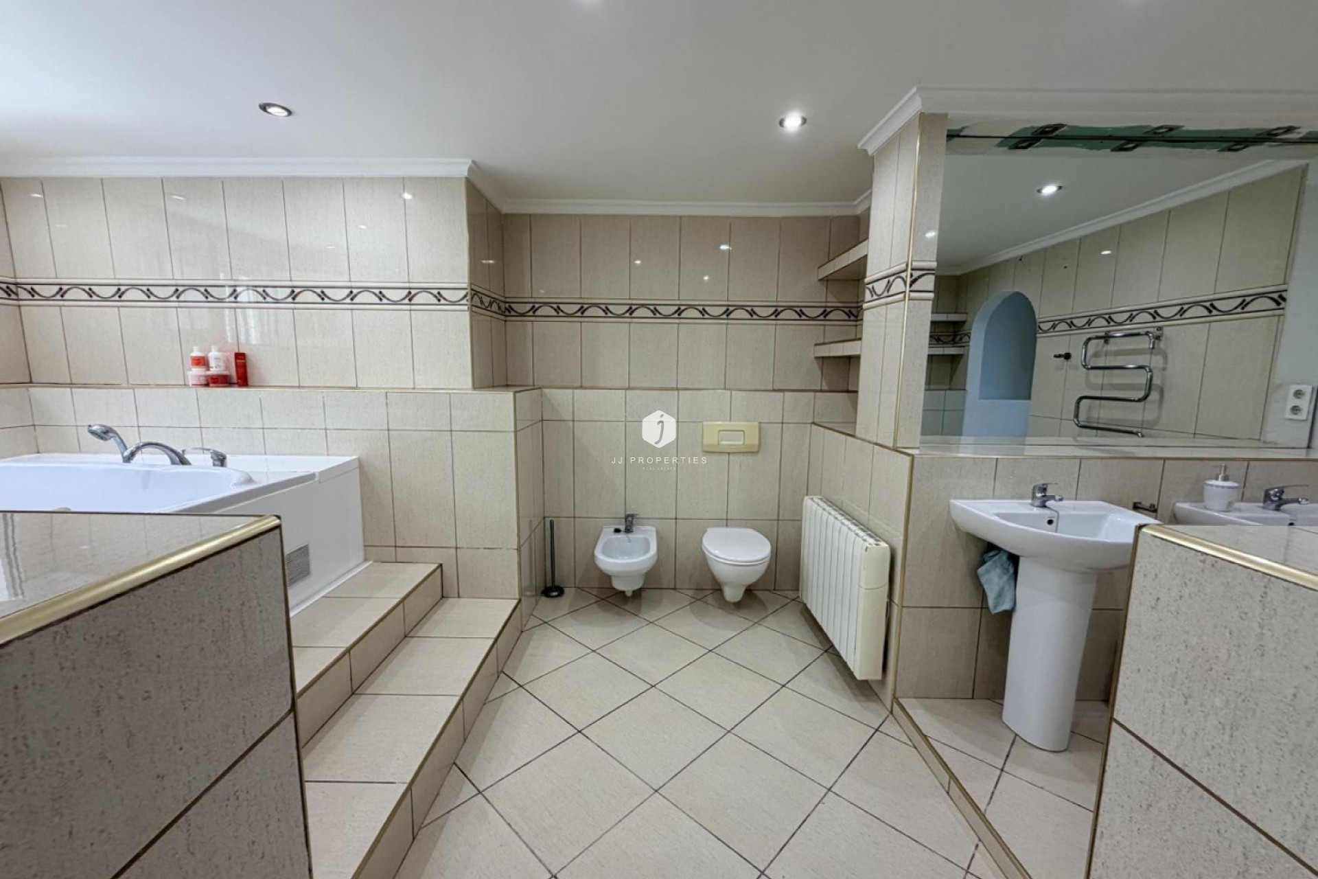 Aus zweiter Hand - Villa -
Torrevieja - Costa Blanca