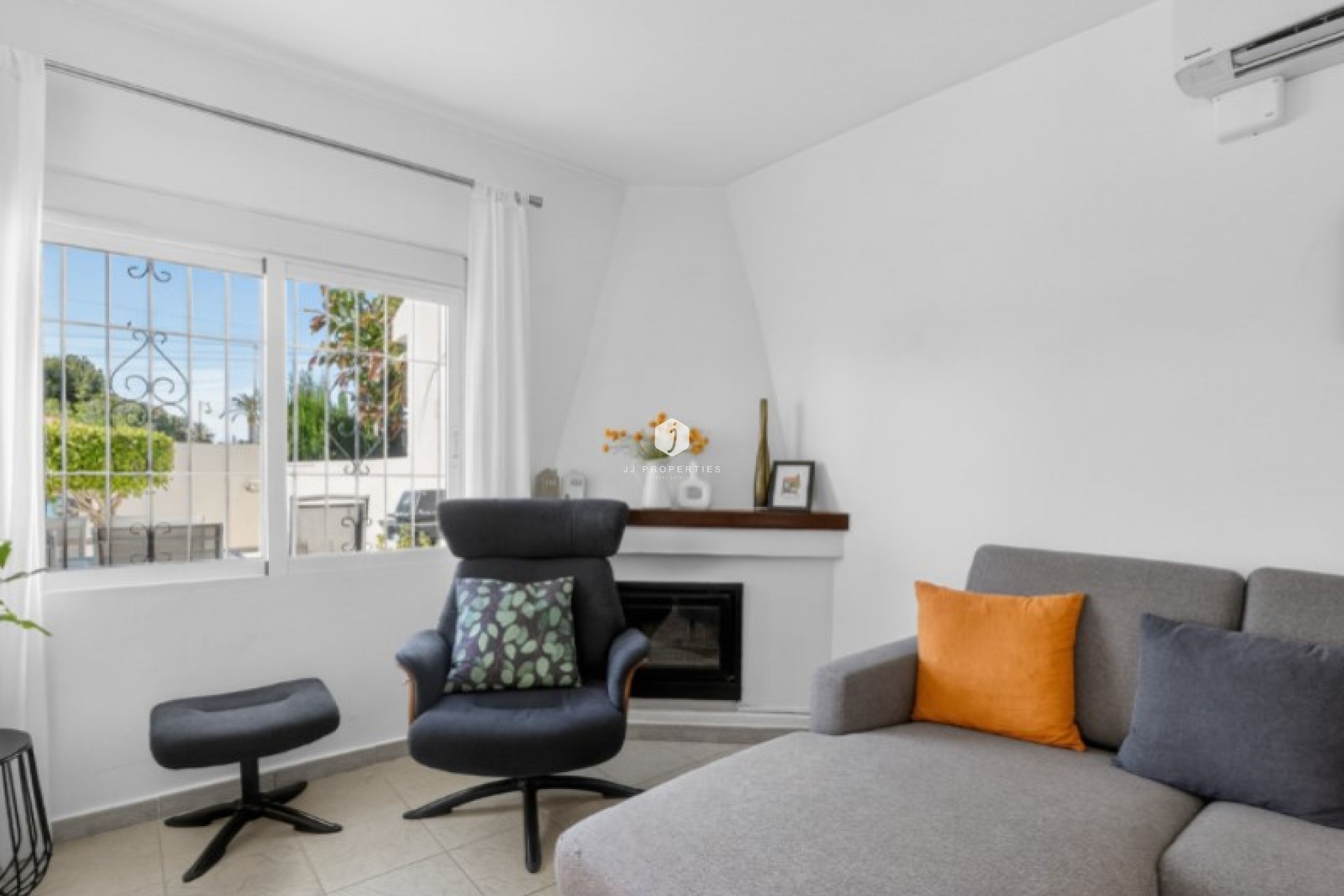 Aus zweiter Hand - Villa -
Torrevieja - Costa Blanca