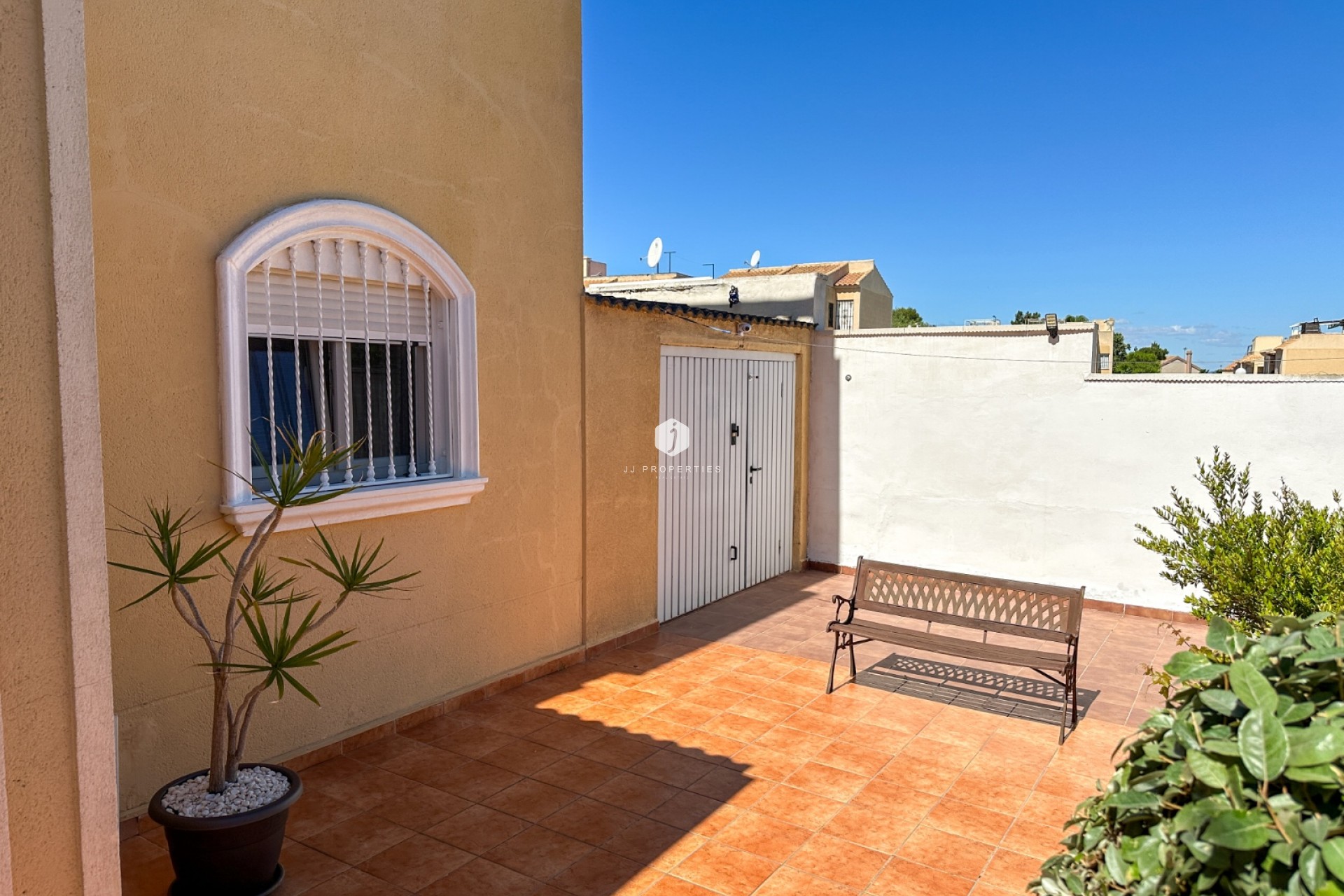 Aus zweiter Hand - Villa -
Torrevieja - Costa Blanca