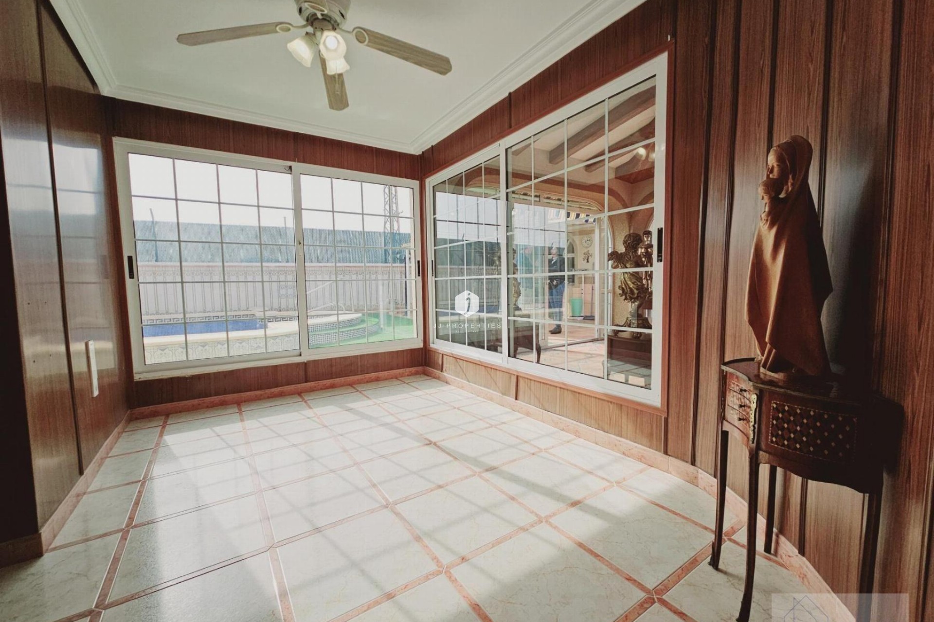 Aus zweiter Hand - Villa -
Torrevieja - La Siesta - El Salado - Torreta