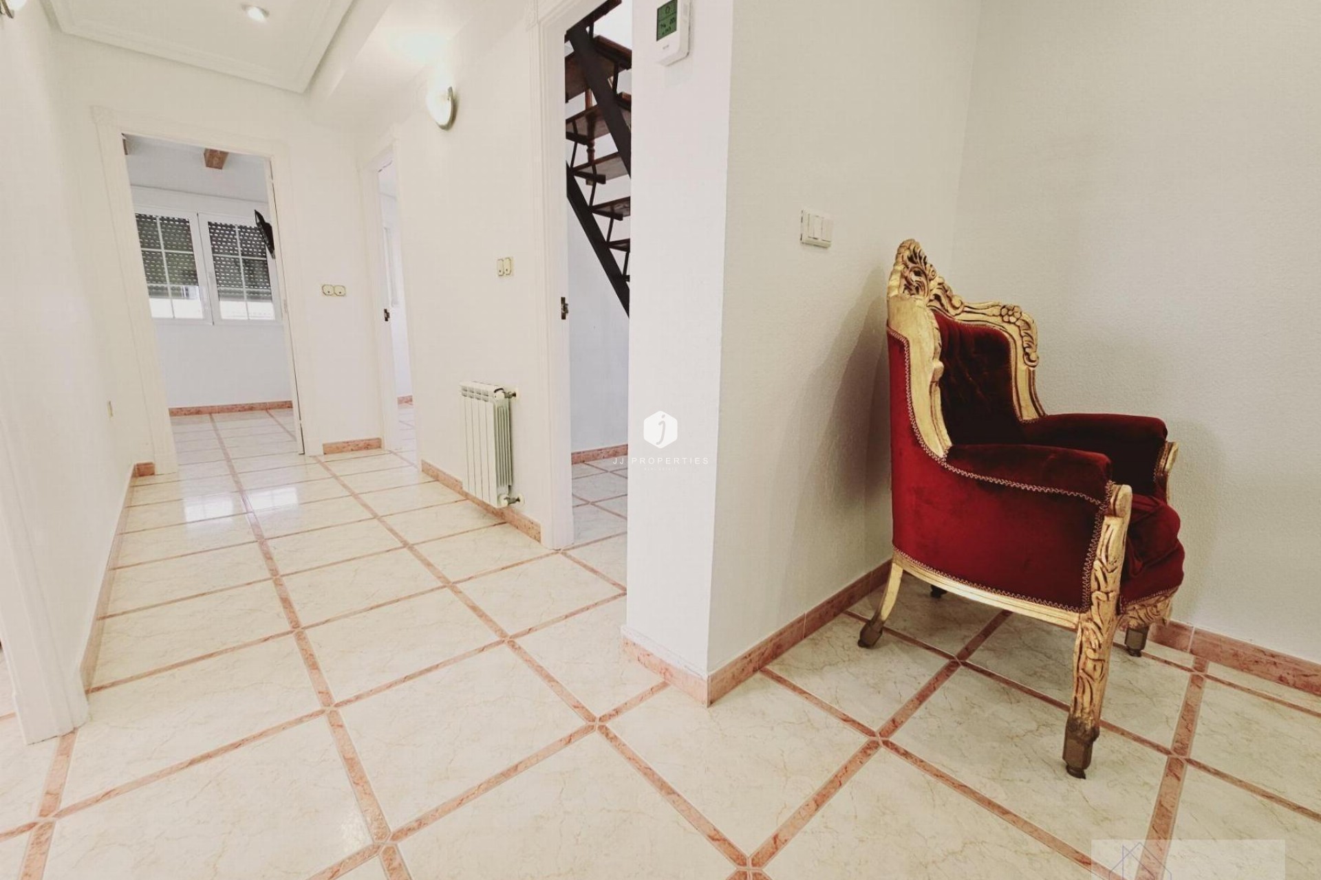 Aus zweiter Hand - Villa -
Torrevieja - La Siesta - El Salado - Torreta