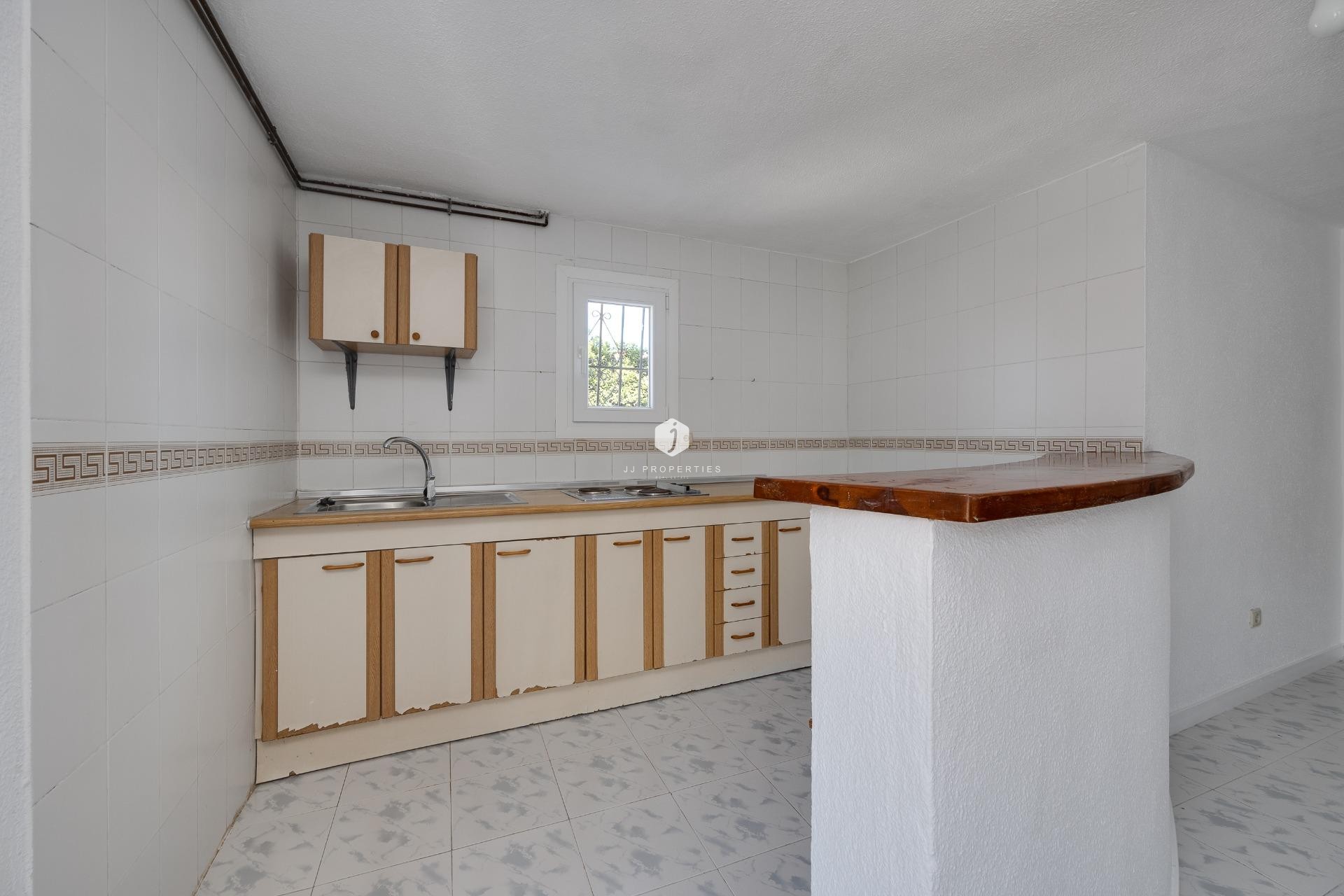 Aus zweiter Hand - Villa -
Torrevieja - La Siesta - El Salado - Torreta