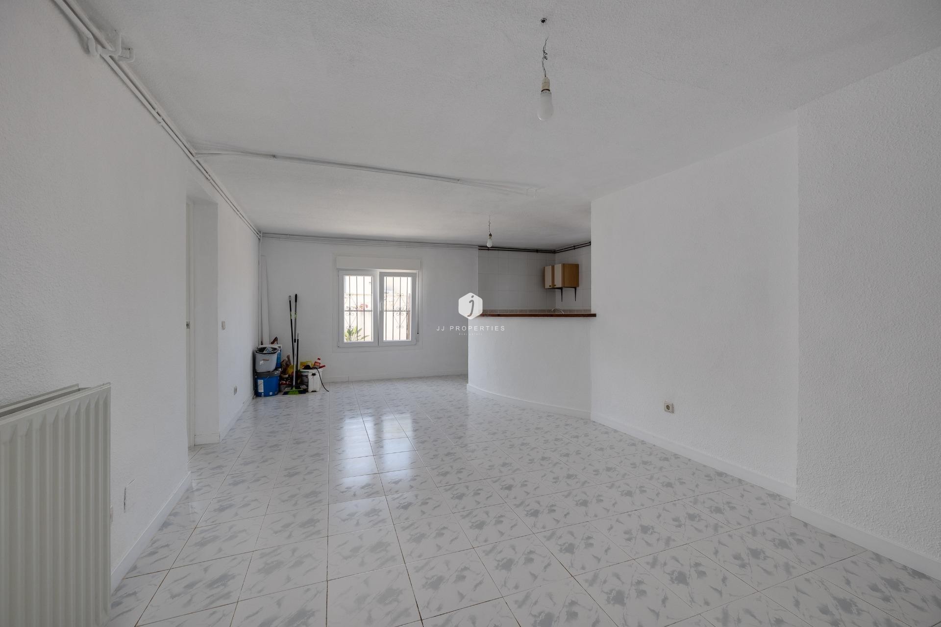 Aus zweiter Hand - Villa -
Torrevieja - La Siesta - El Salado - Torreta