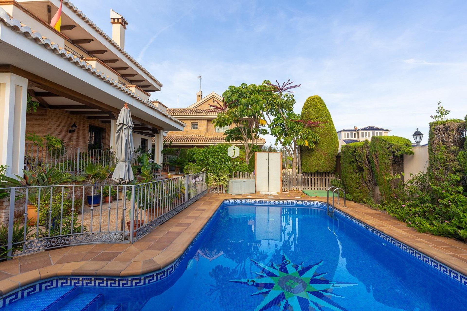 Aus zweiter Hand - Villa -
Torrevieja - La veleta
