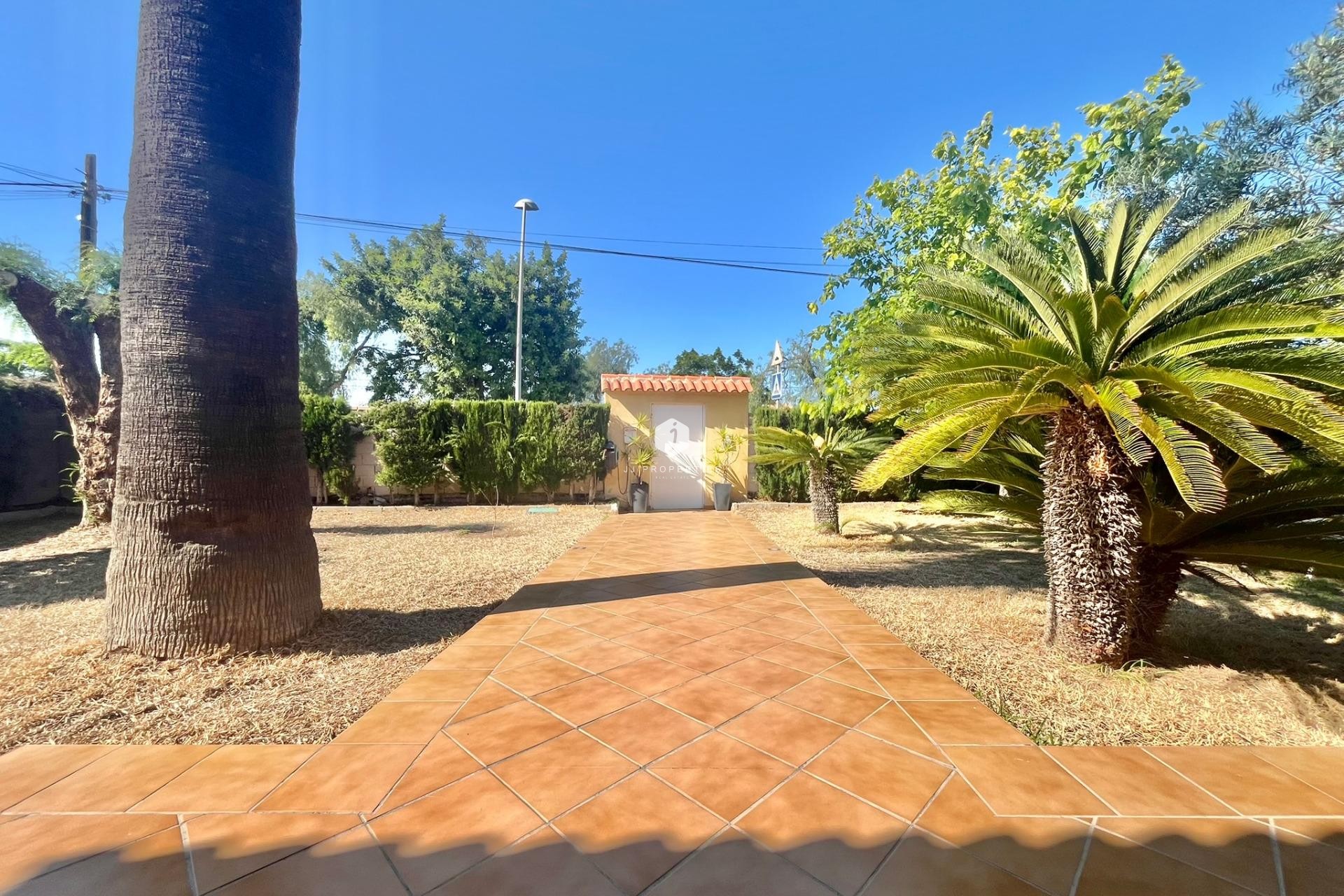 Aus zweiter Hand - Villa -
Torrevieja - Los Balcones - Los Altos del Edén