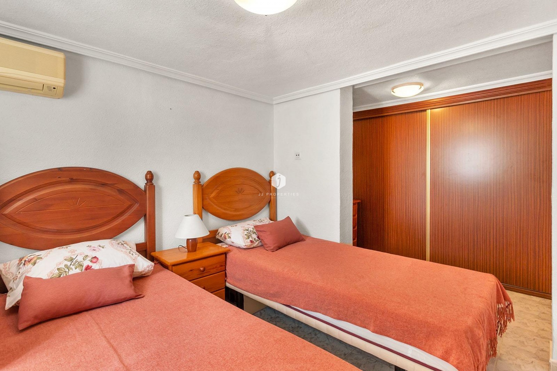 Aus zweiter Hand - Villa -
Torrevieja - Los Balcones - Los Altos del Edén
