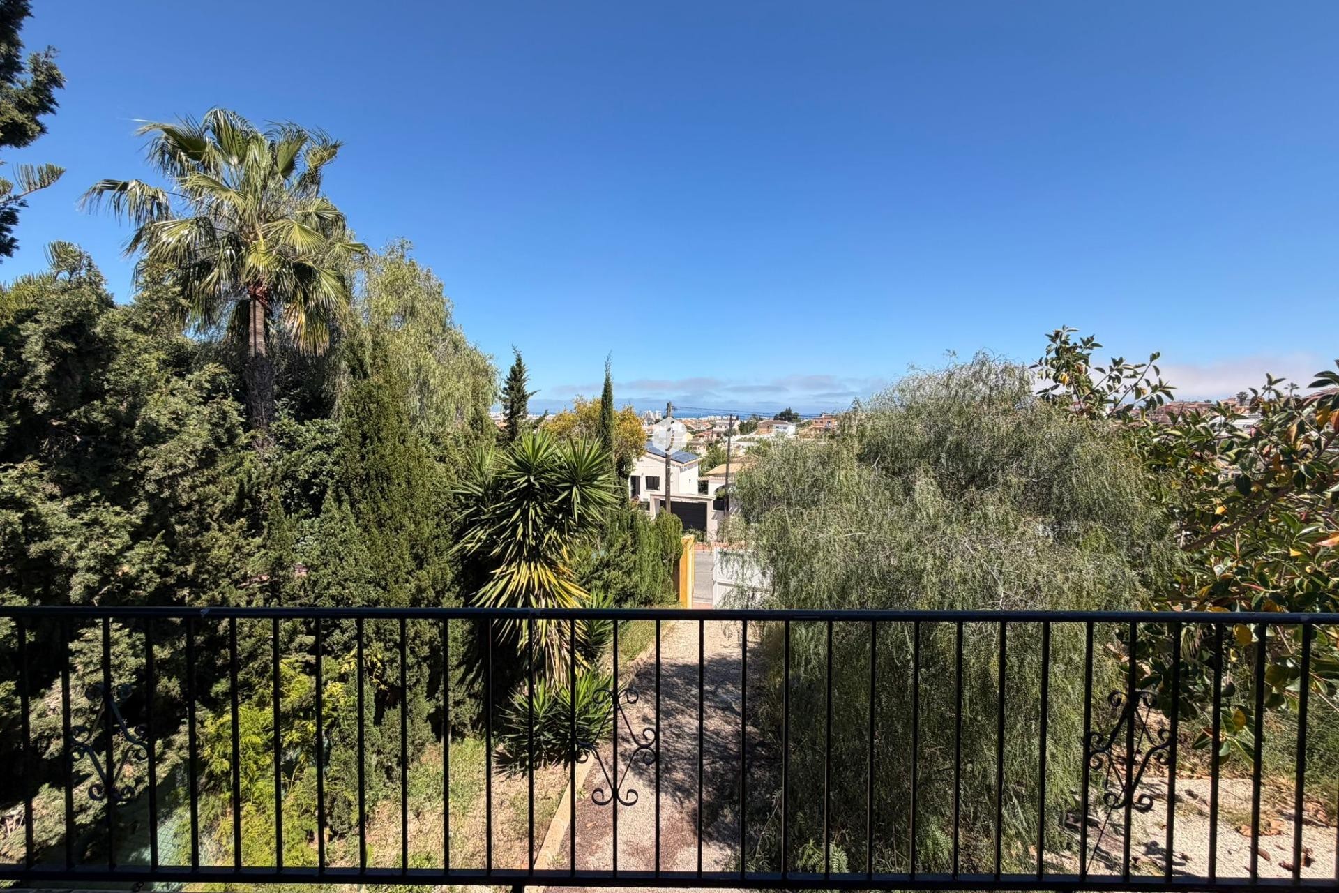 Aus zweiter Hand - Villa -
Torrevieja - Los Balcones - Los Altos del Edén