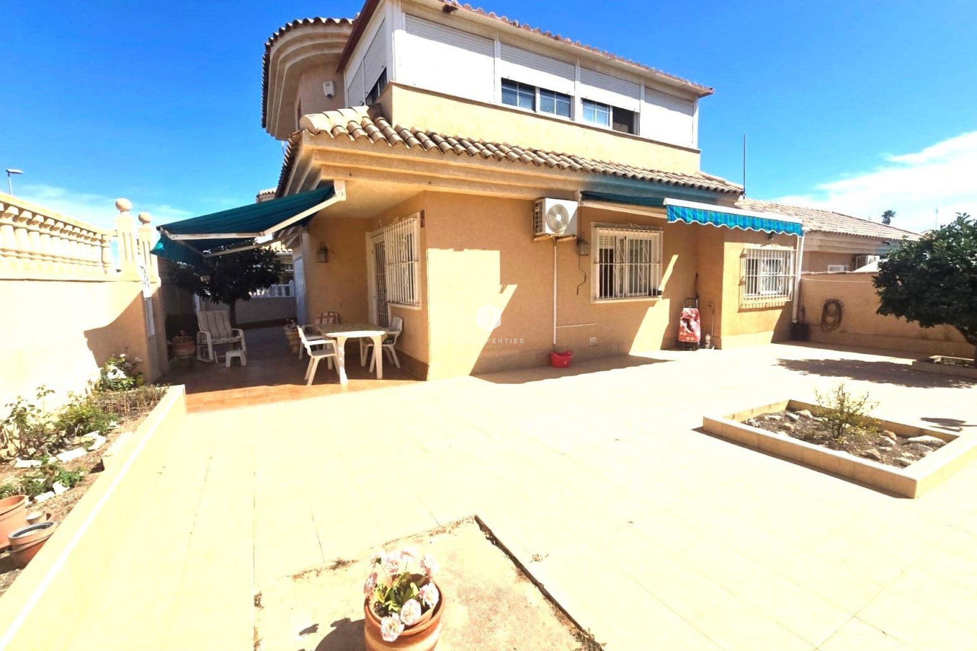 Aus zweiter Hand - Villa -
Torrevieja - Los Balcones - Los Altos del Edén