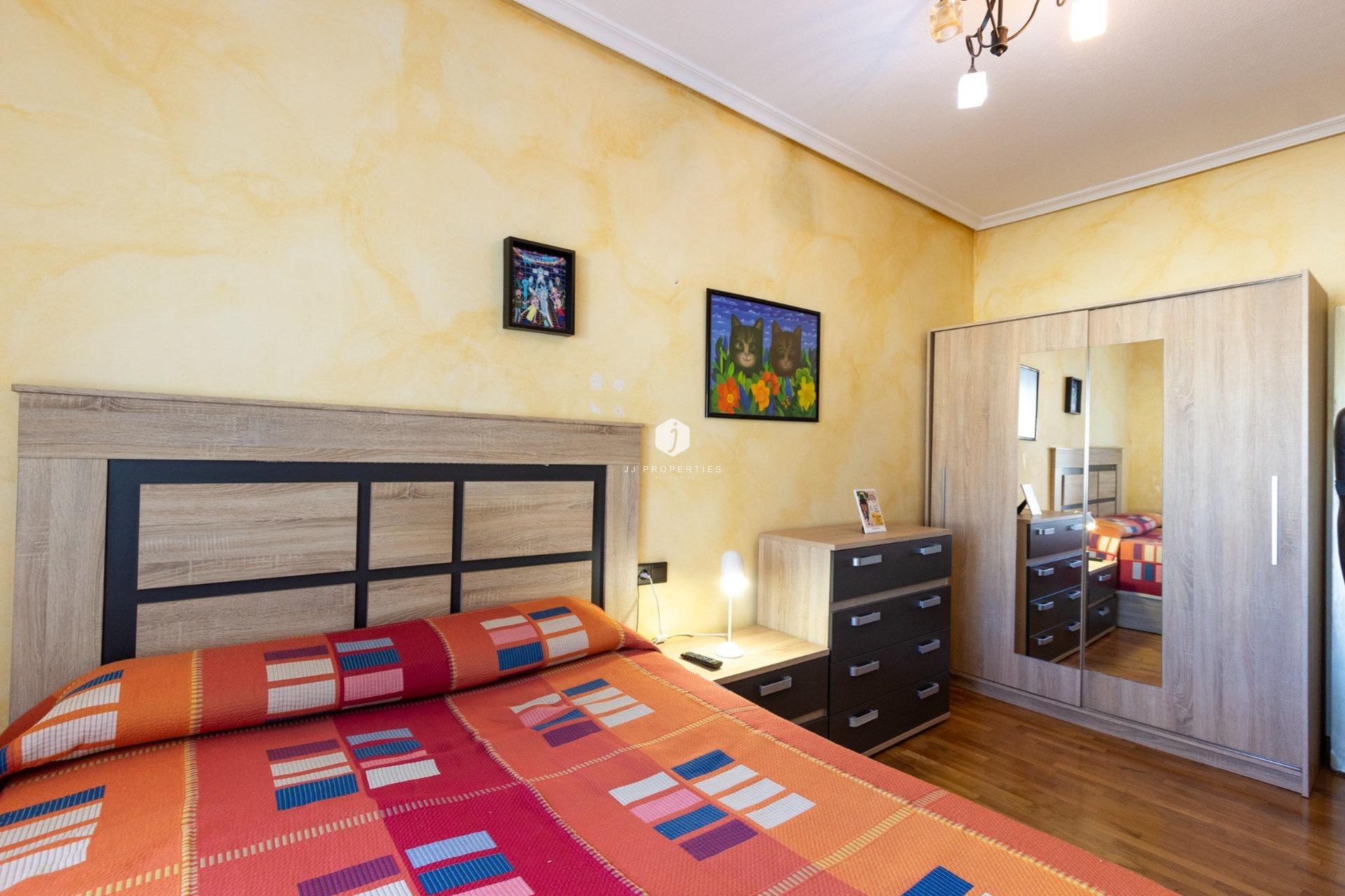 Aus zweiter Hand - Villa -
Torrevieja - Los Balcones