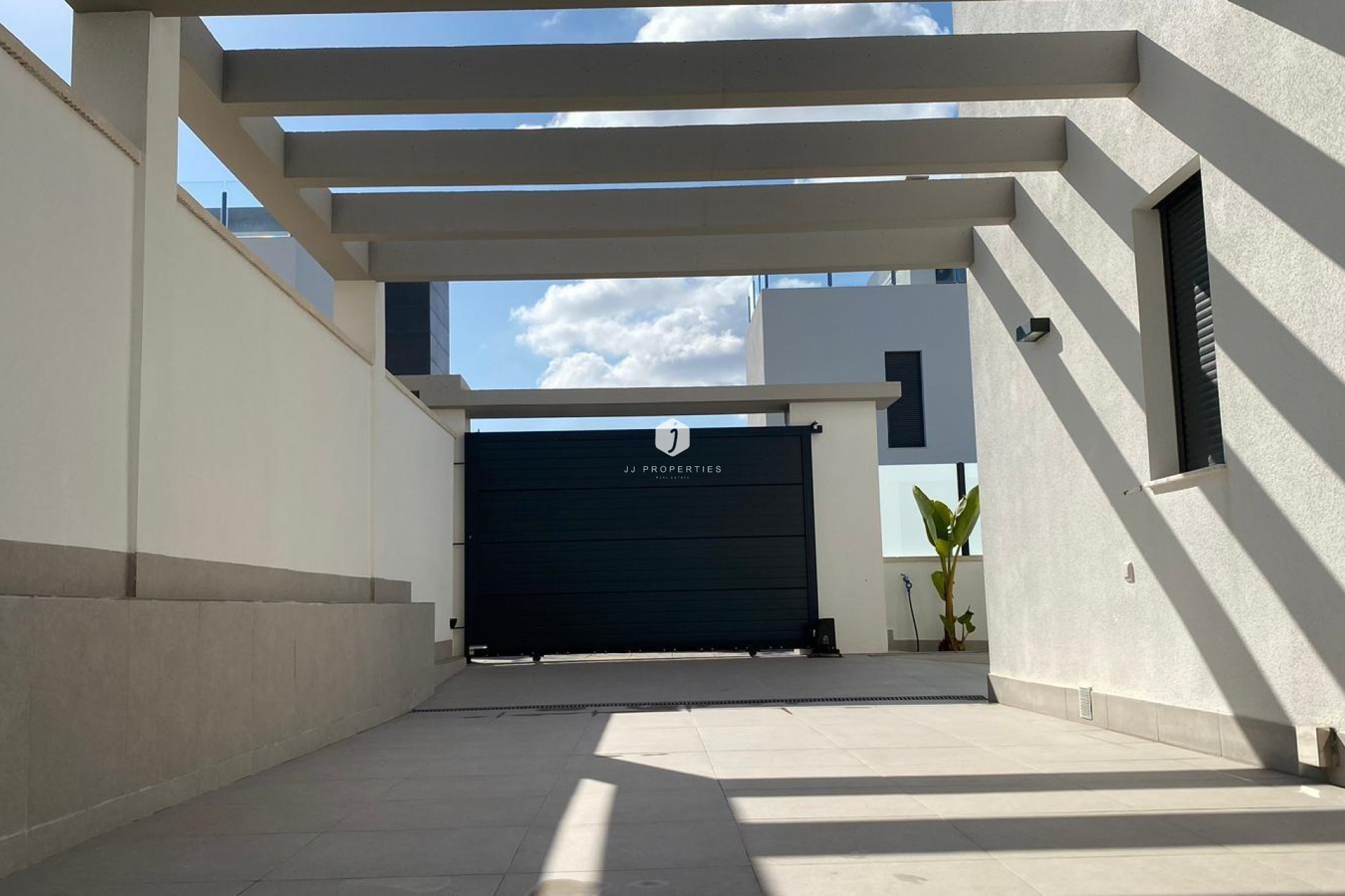 Aus zweiter Hand - Villa -
Torrevieja - Los Balcones