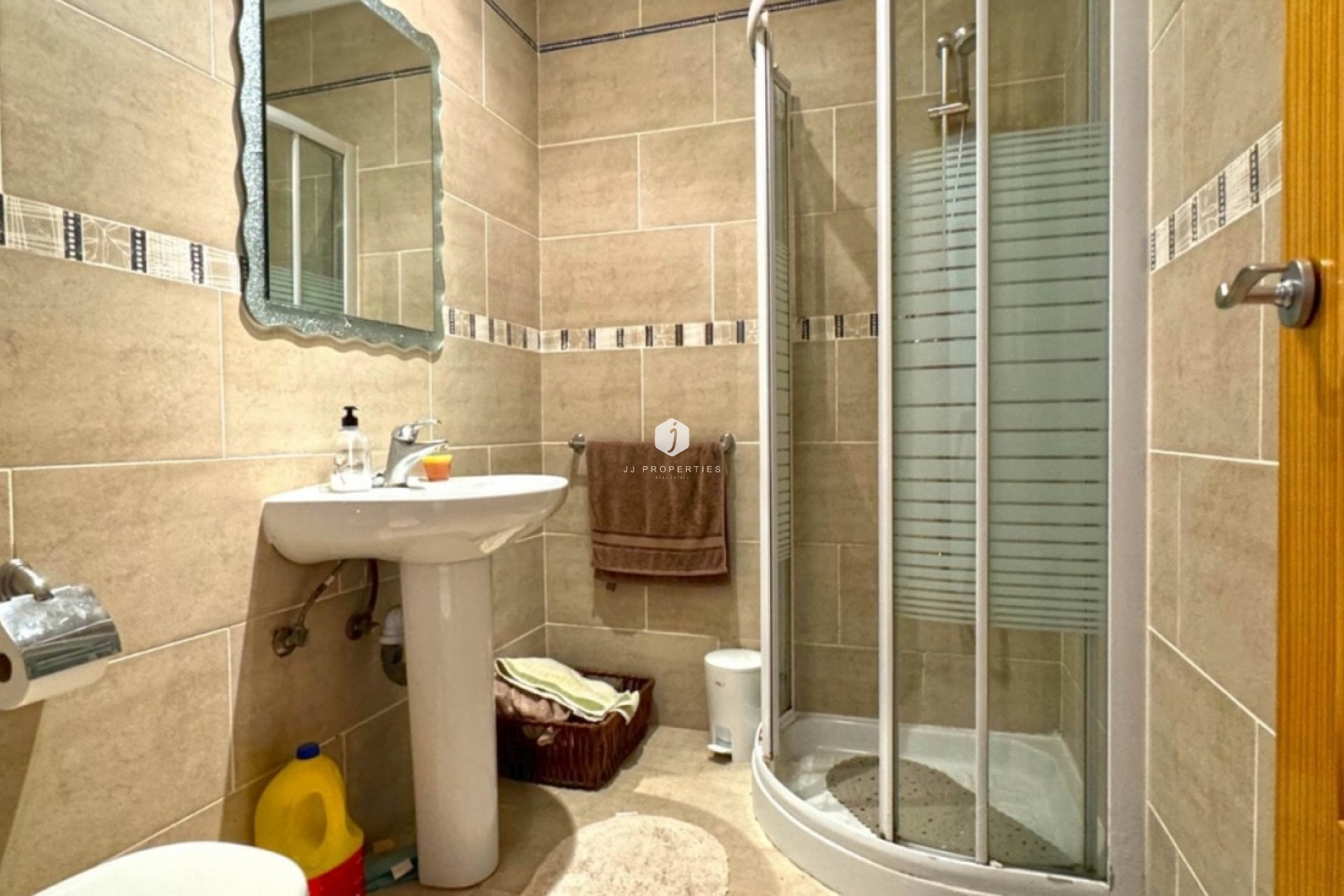 Aus zweiter Hand - Villa -
Torrevieja - Los Balcones