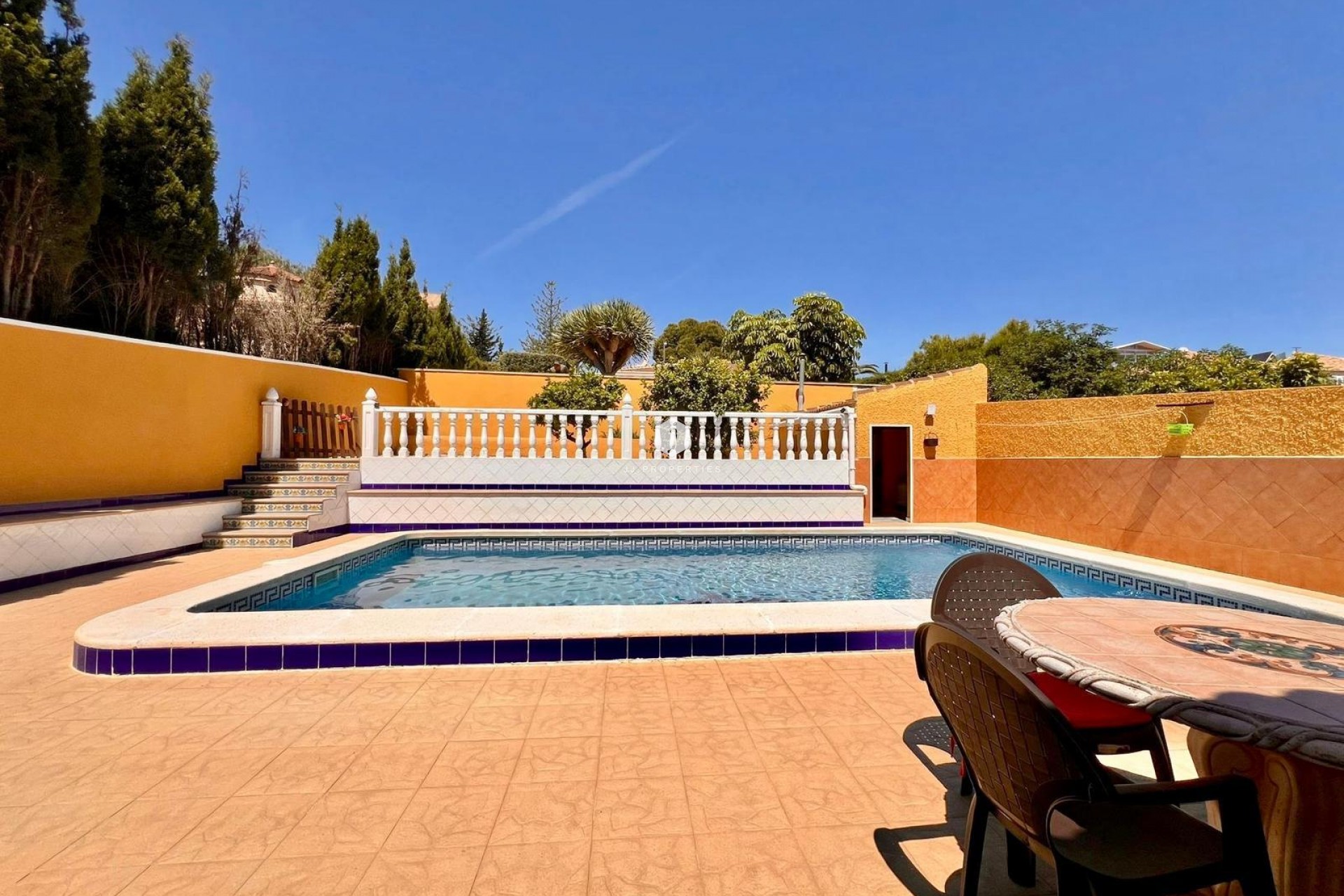 Aus zweiter Hand - Villa -
Torrevieja - Los Balcones