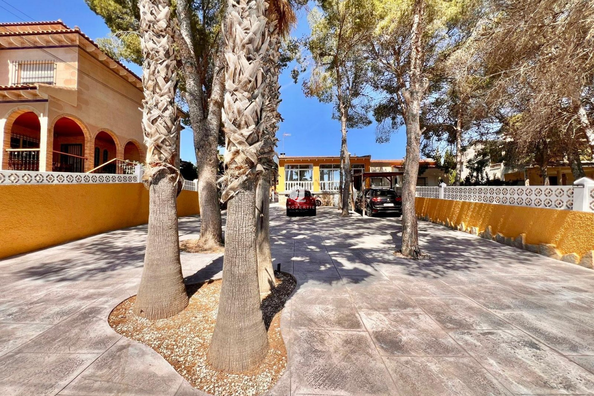 Aus zweiter Hand - Villa -
Torrevieja - Los Balcones