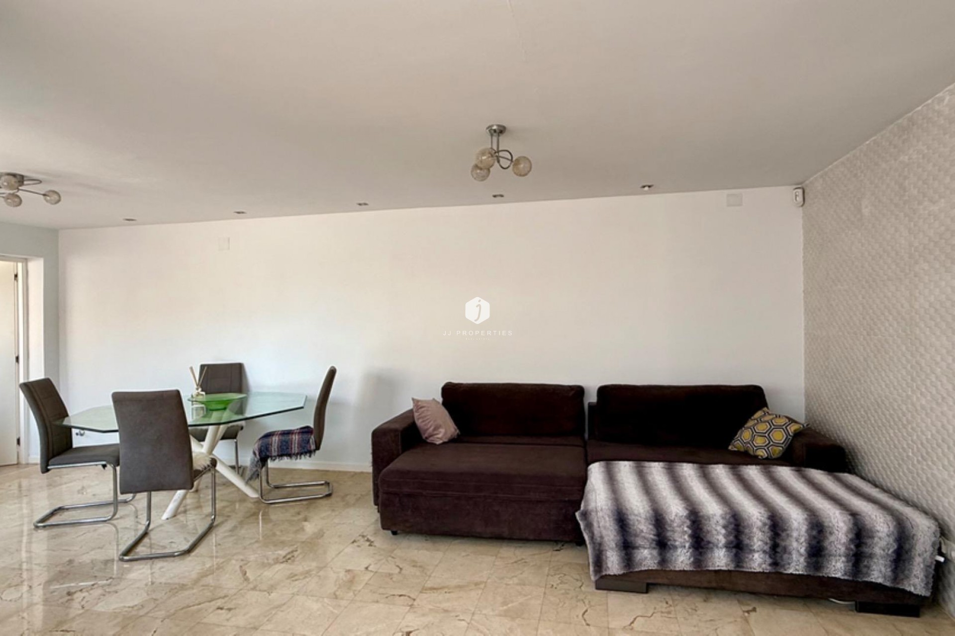 Aus zweiter Hand - Villa -
Torrevieja - Los Frutales