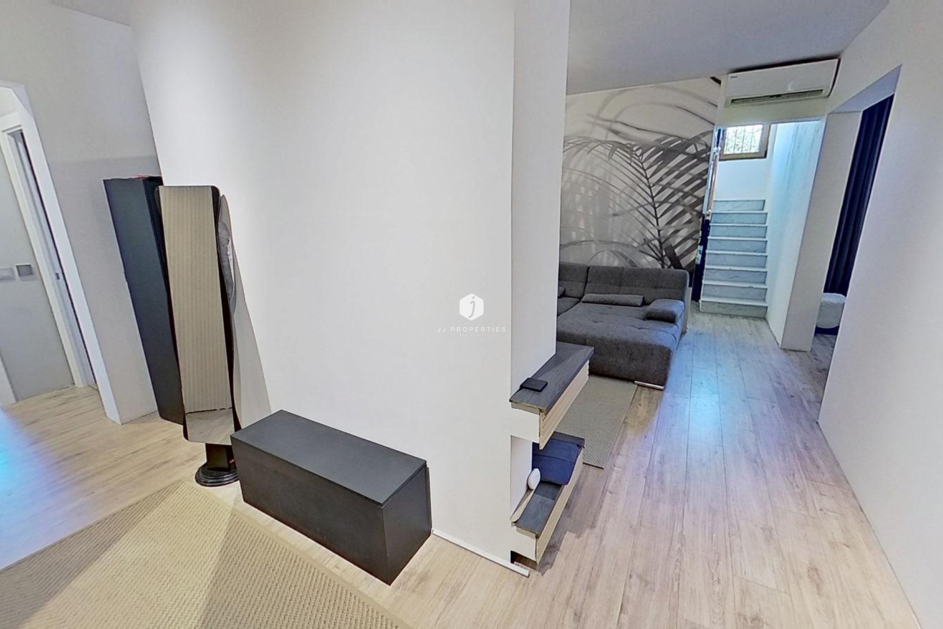 Aus zweiter Hand - Villa -
Torrevieja - San luis