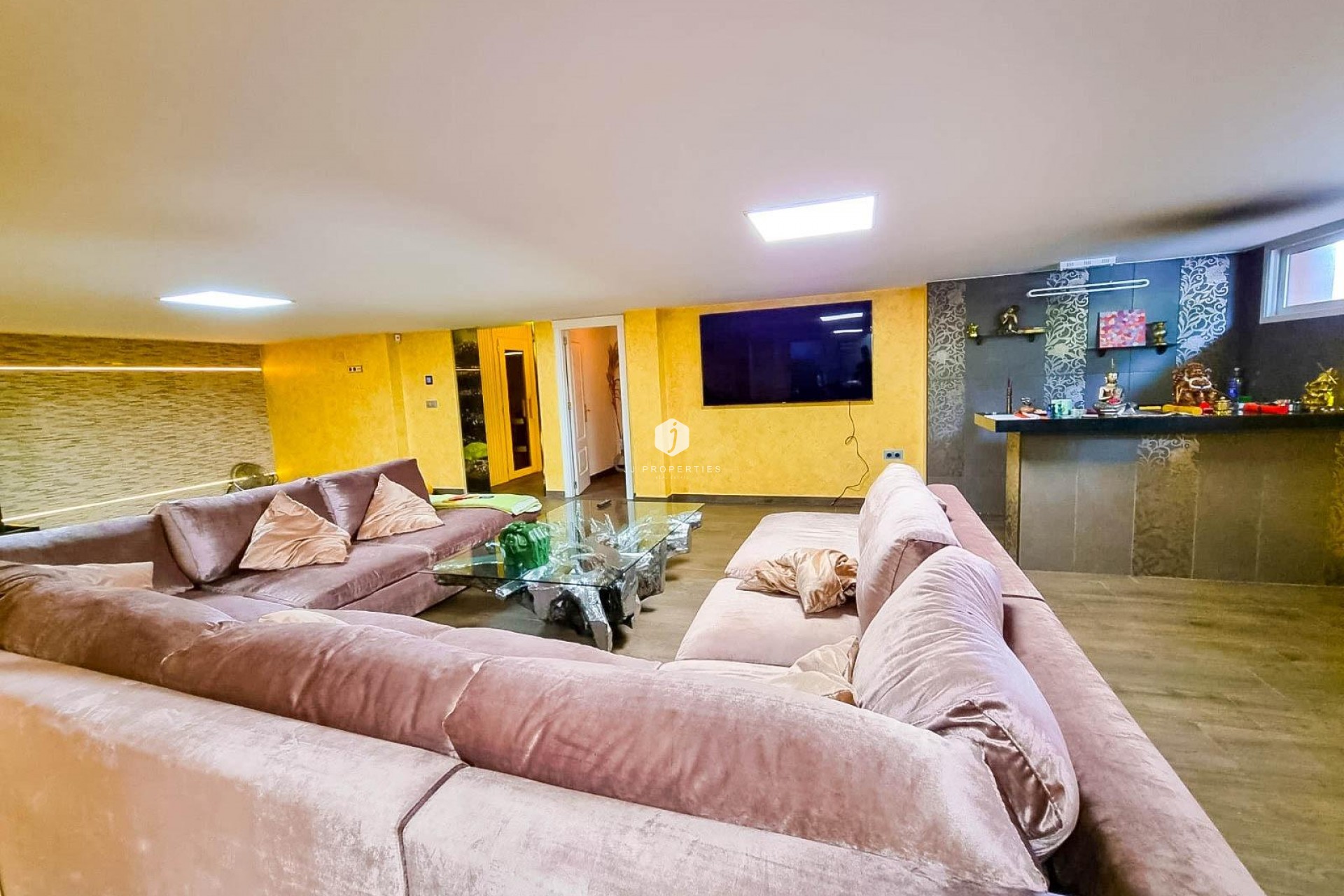 Aus zweiter Hand - Villa -
Torrevieja - Torre la mata