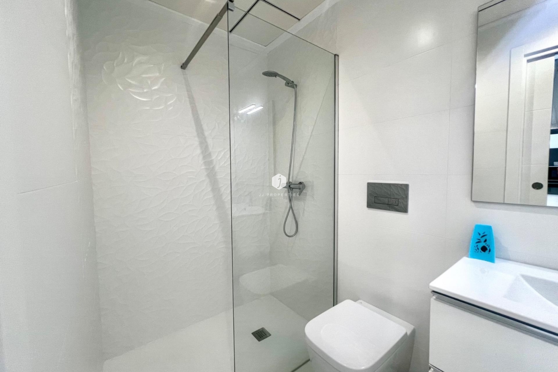 Aus zweiter Hand - Villa -
Torrevieja - Torretas