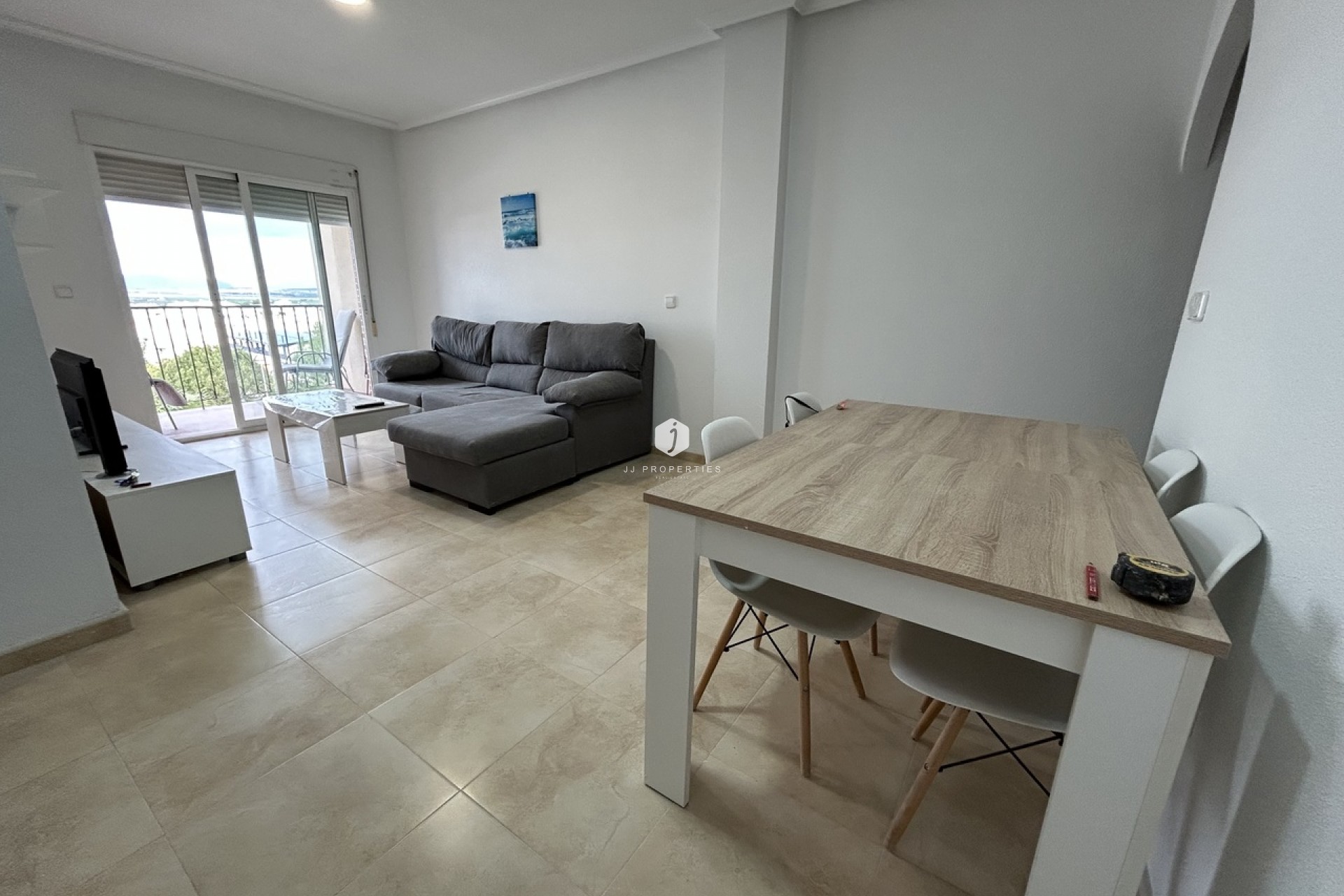 Aus zweiter Hand - Wohnung -
Alicante - Inland