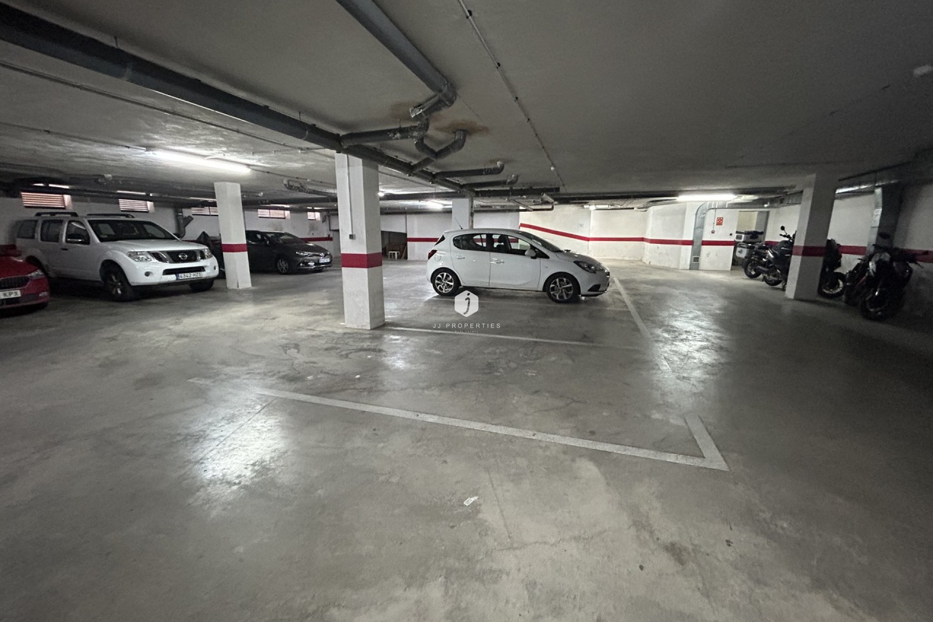 Aus zweiter Hand - Wohnung -
Alicante - Inland