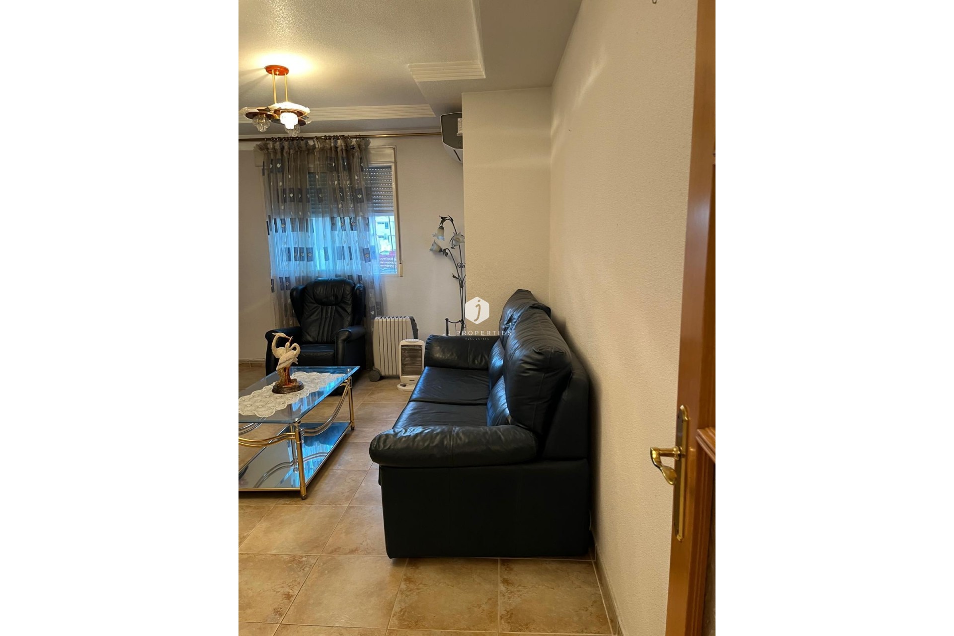 Aus zweiter Hand - Wohnung -
Almoradí - Centro Urbano 2