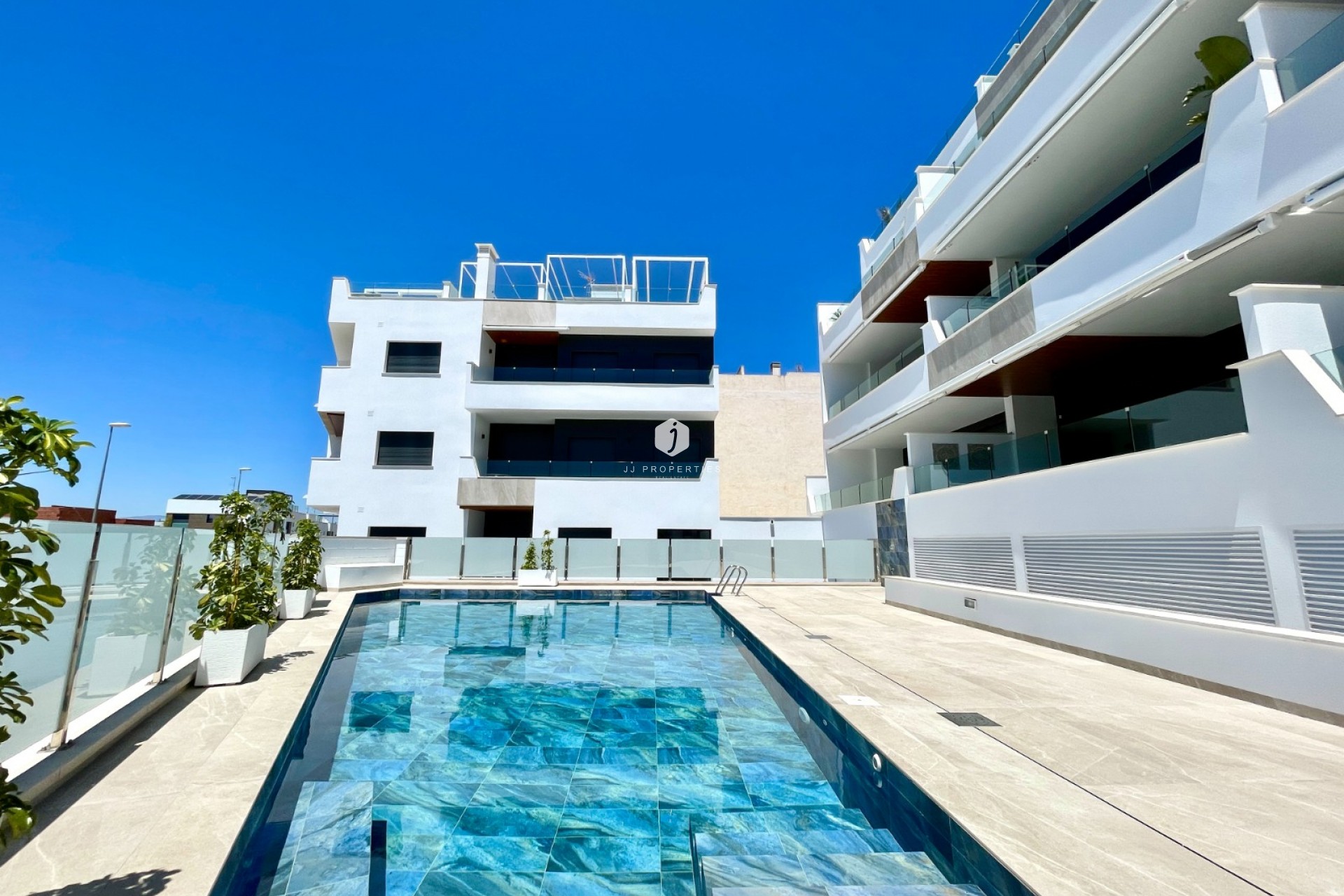 Aus zweiter Hand - Wohnung -
Benijofar - Costa Blanca