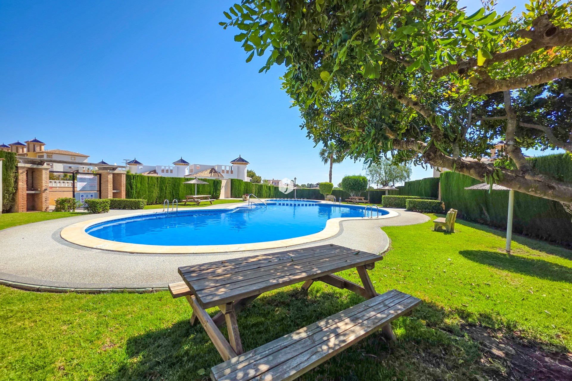 Aus zweiter Hand - Wohnung -
Cabo Roig - Costa Blanca