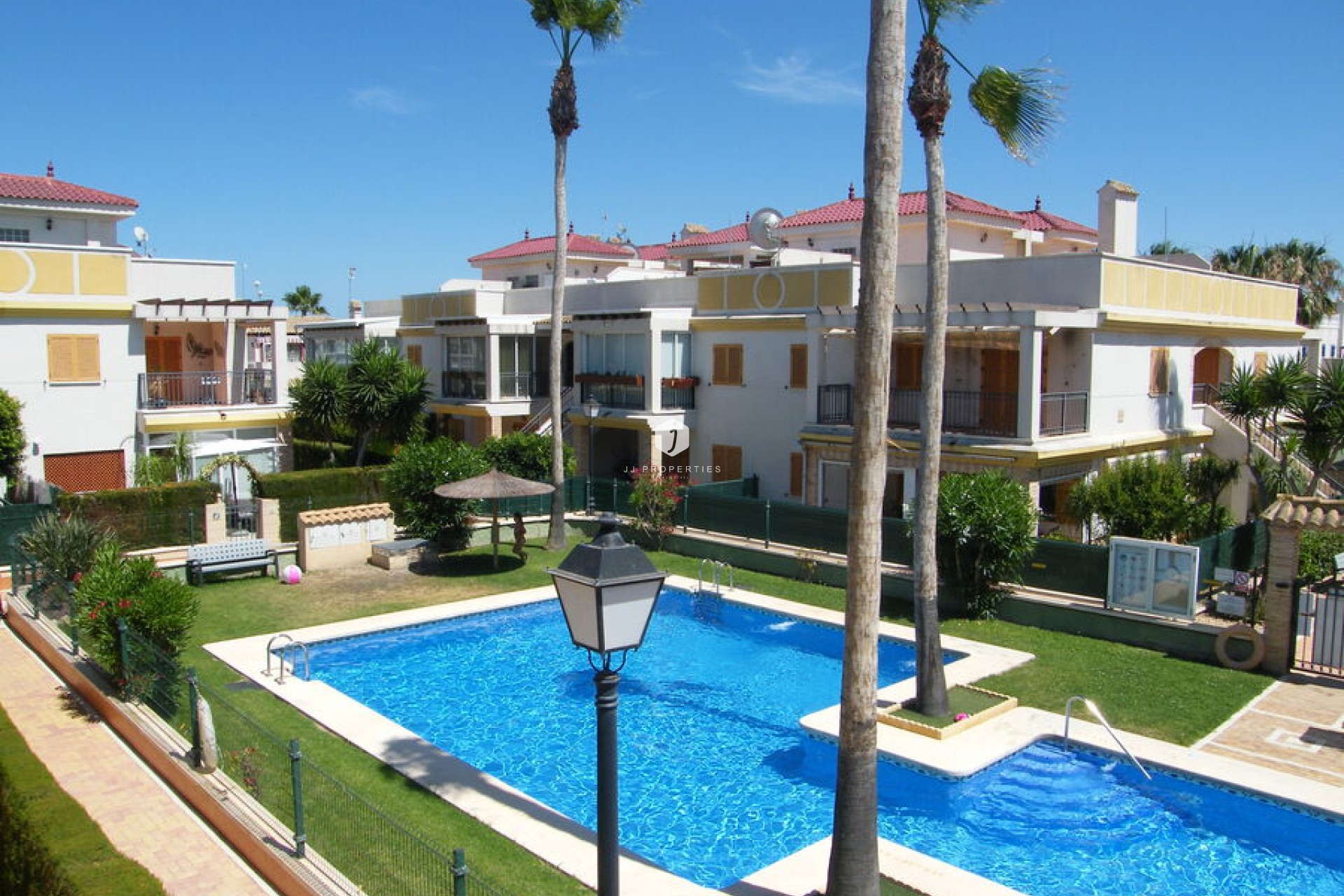 Aus zweiter Hand - Wohnung -
Daya Vieja - Costa Blanca