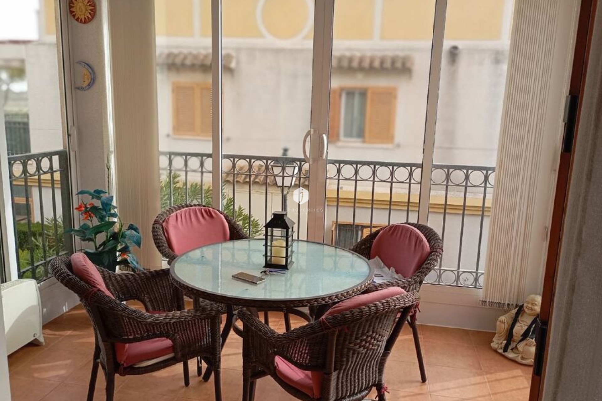 Aus zweiter Hand - Wohnung -
Daya Vieja - Costa Blanca