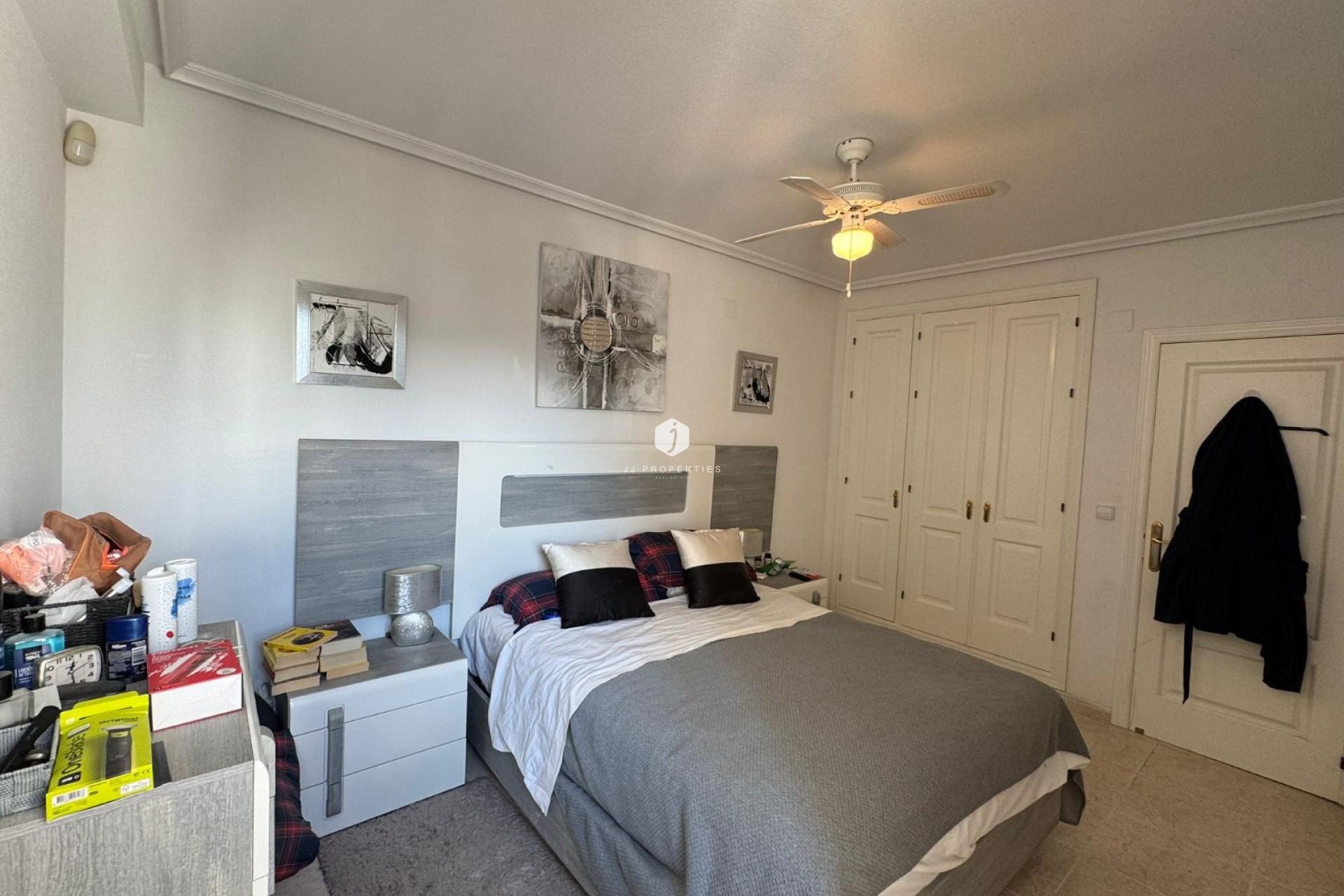 Aus zweiter Hand - Wohnung -
Dehesa de Campoamor - Costa Blanca