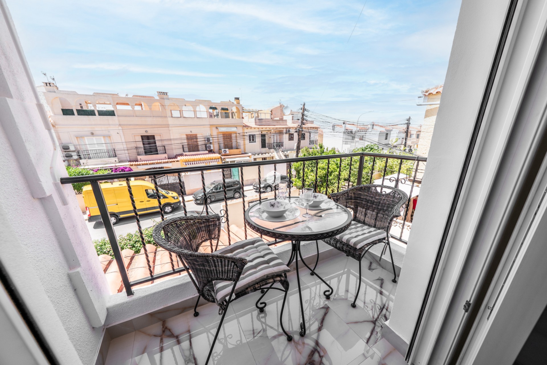 Aus zweiter Hand - Wohnung -
El Chaparral - Costa Blanca
